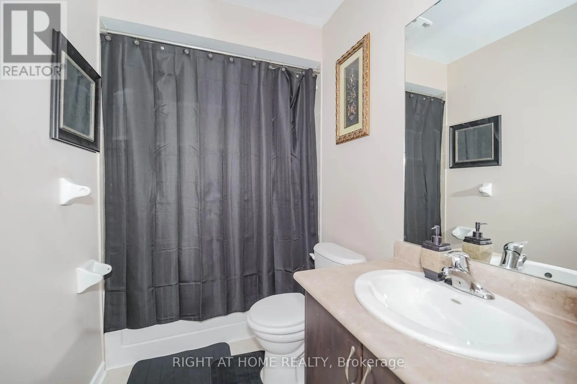 48 CURRAN HALL CRESCENT - Image 9