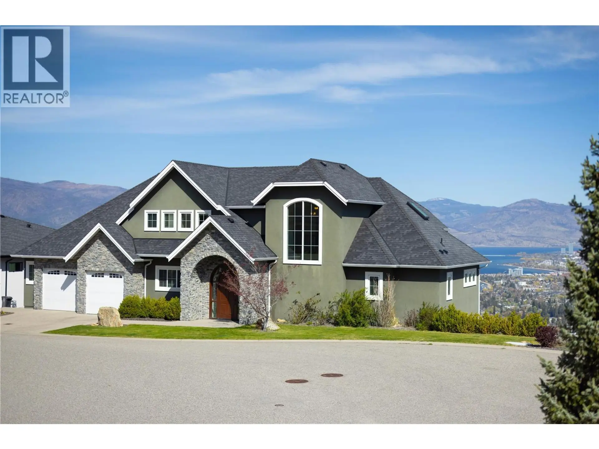 Property at 1010 Lamont Court, Kelowna, BC