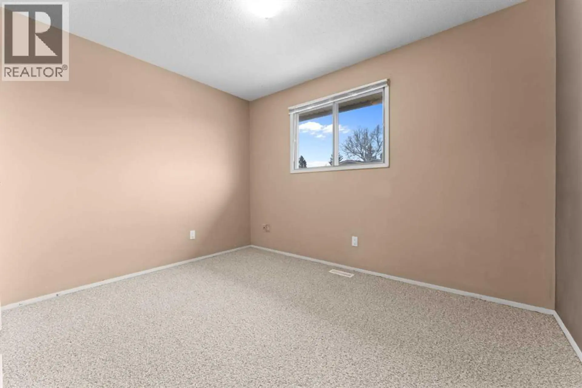 #1202 2200 Woodview Drive SW - Image 6