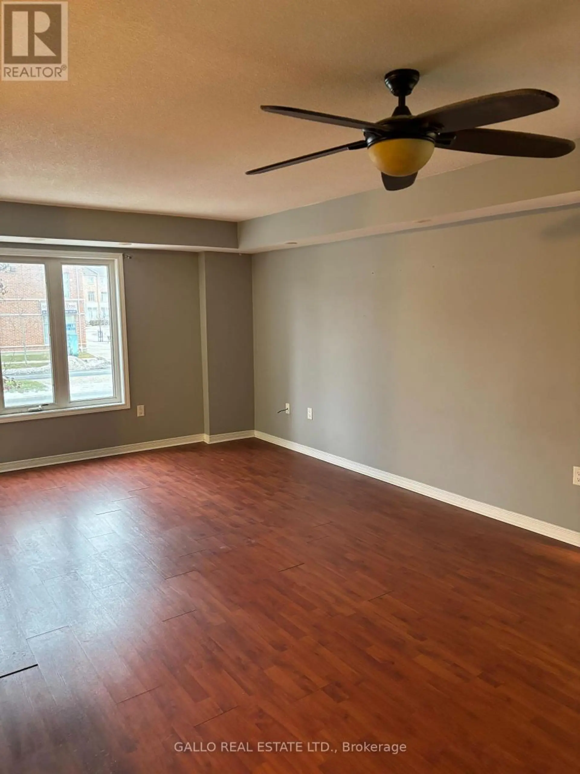 #86 2245 BUR OAK AVENUE - Image 4
