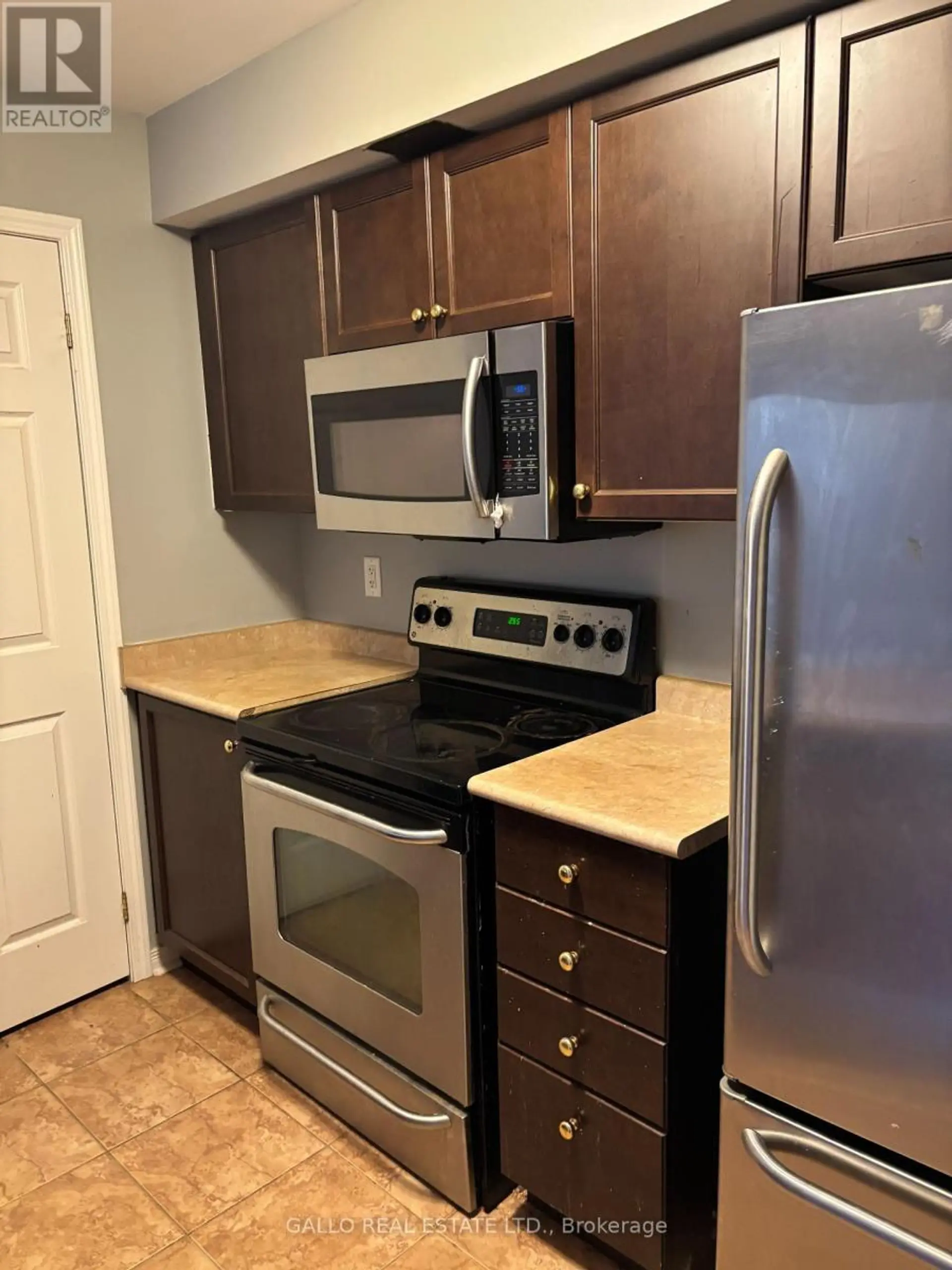 #86 2245 BUR OAK AVENUE - Image 9