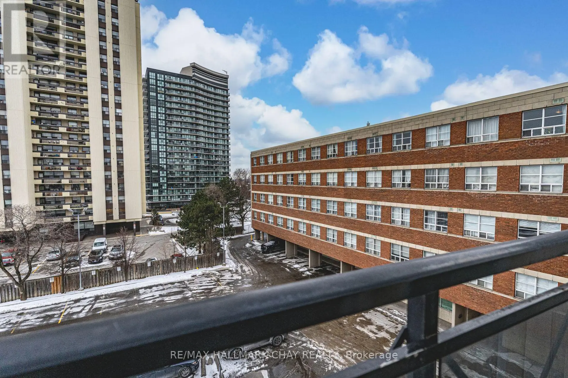 #319 1415 LAWRENCE AVENUE W - Image 9