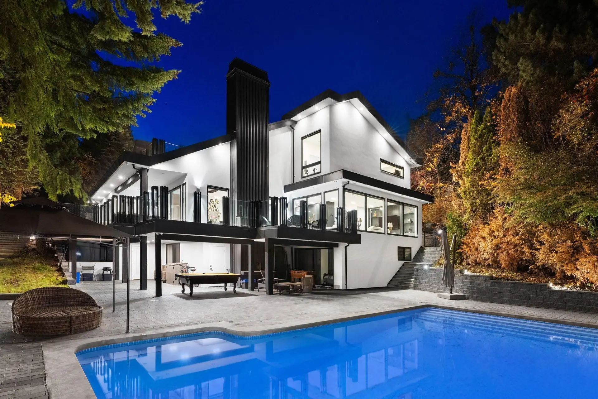 Property at 1110 Hillside Road, West Vancouver, BC