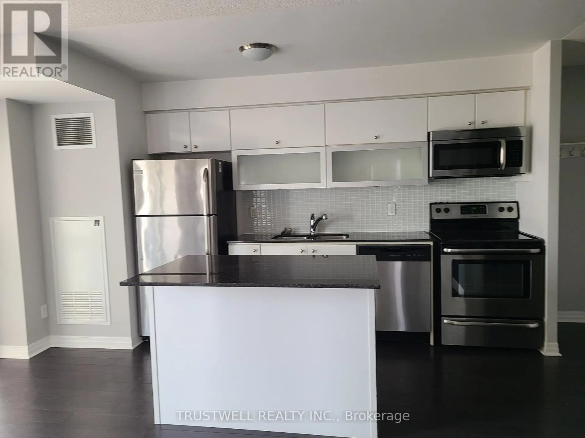 #1209 275 YORKLAND ROAD - Image 3