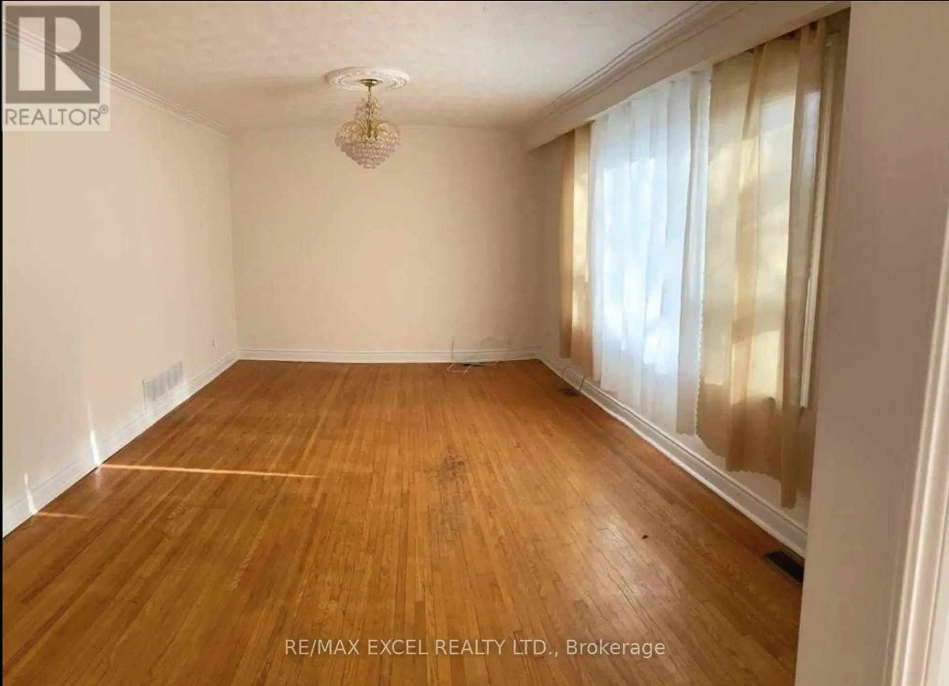 411 MARYBAY CRESCENT - Image 2