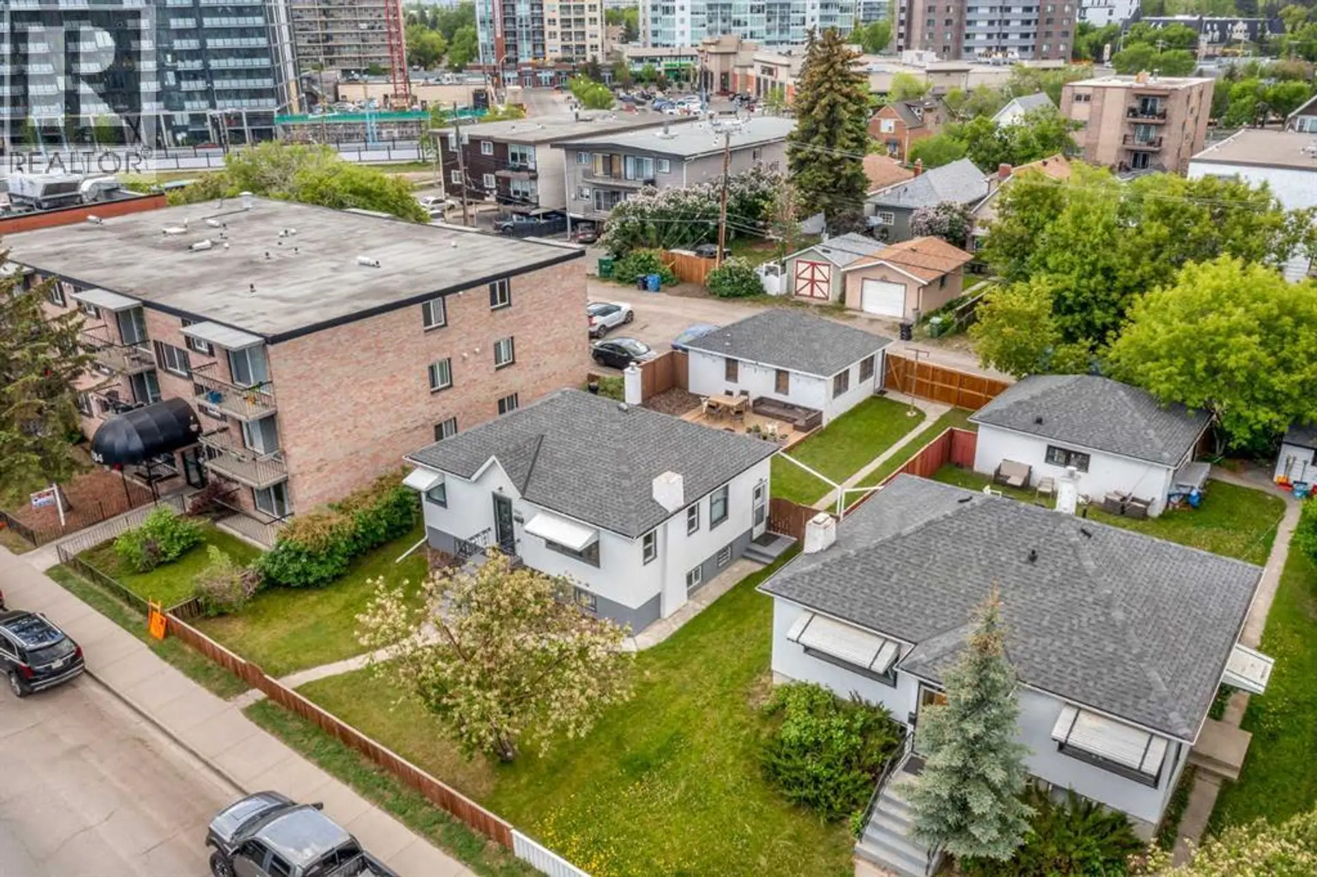 922 2 Avenue NW - Image 11