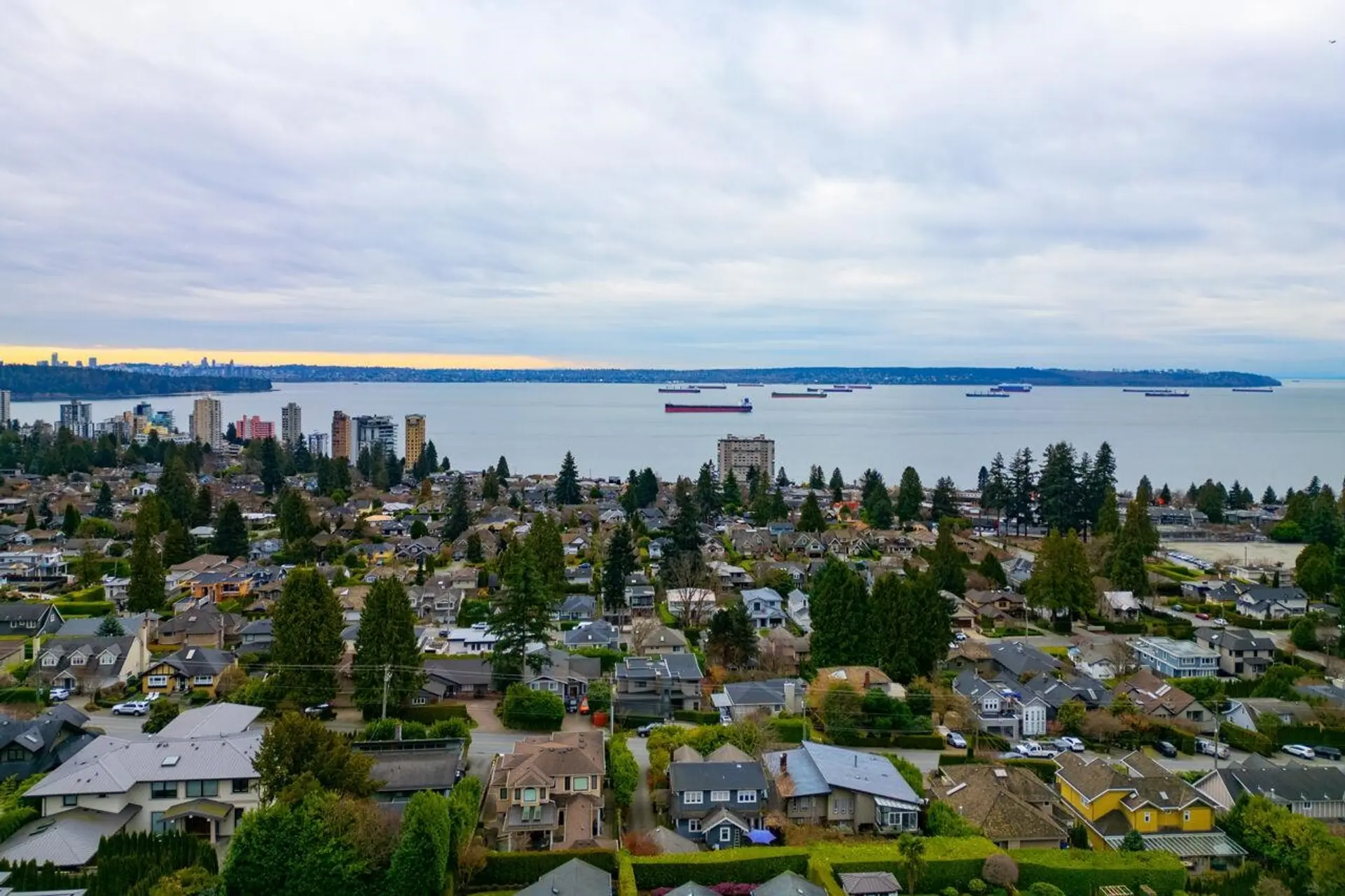 Property at 2338 Ottawa Avenue, West Vancouver, BC