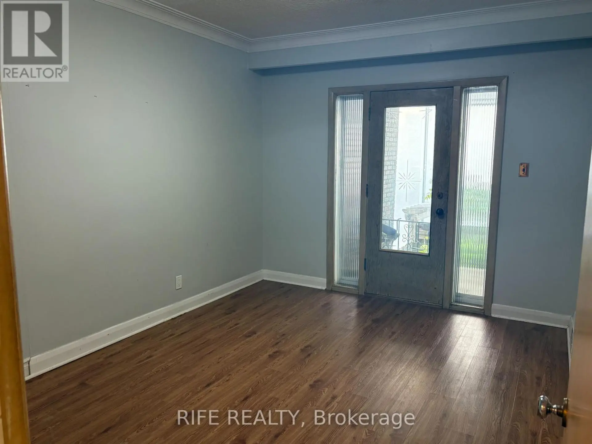 67 MUNRO BOULEVARD - Image 3