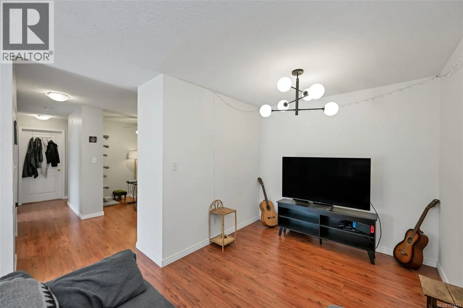 #212 899 Darwin Ave - Image 6