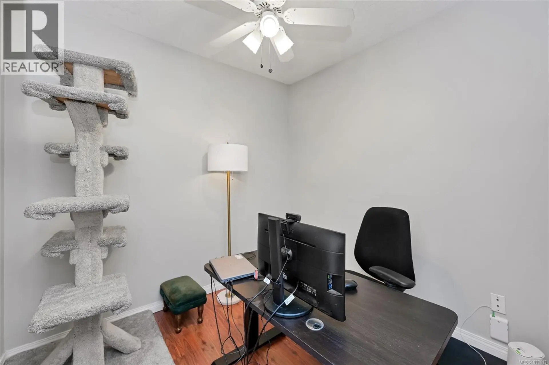 #212 899 Darwin Ave - Image 8