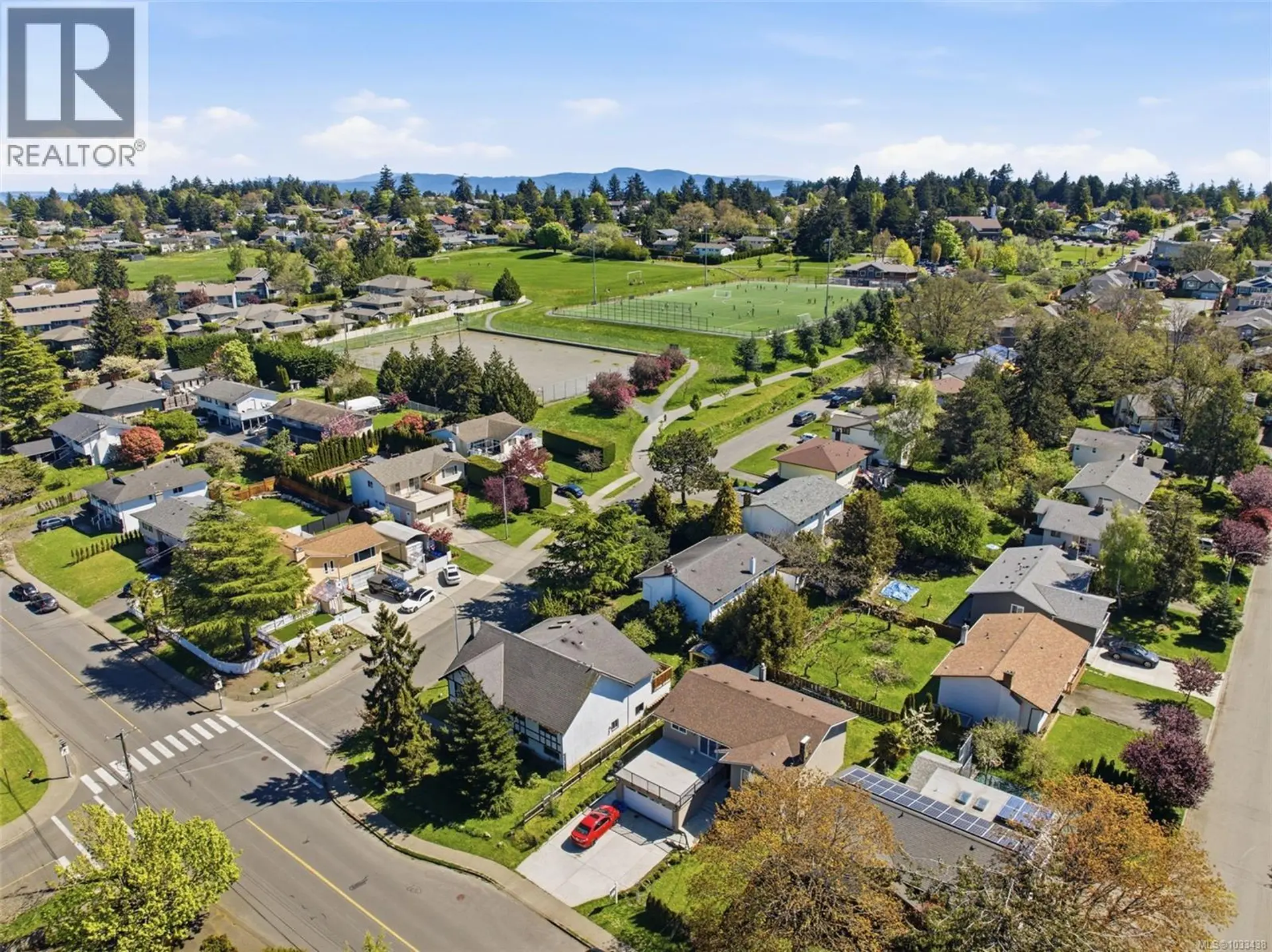 Property at 4351 TORQUAY Dr, Saanich, BC