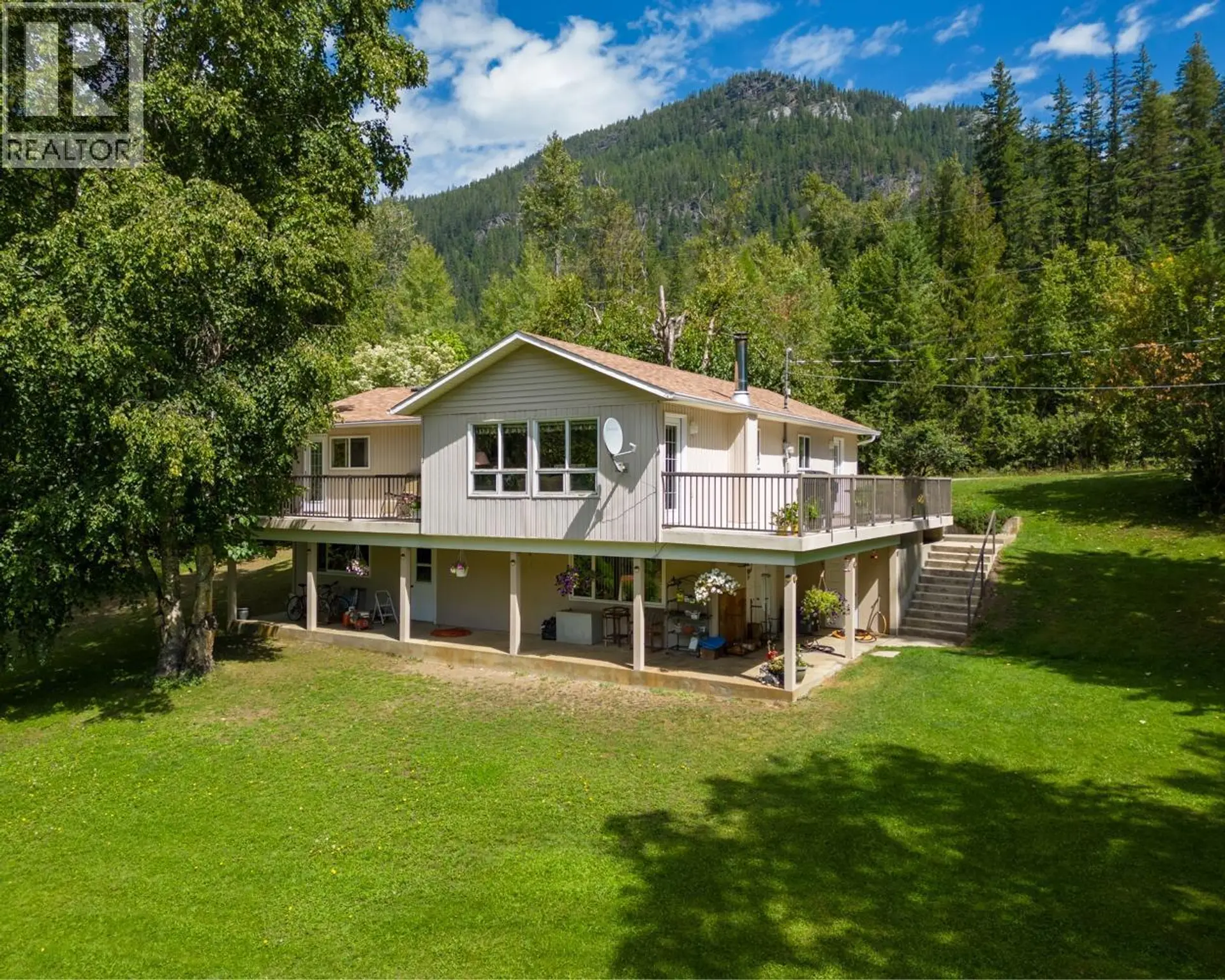 Property at 467 MEADOW CREEK Road, Meadow Creek, BC