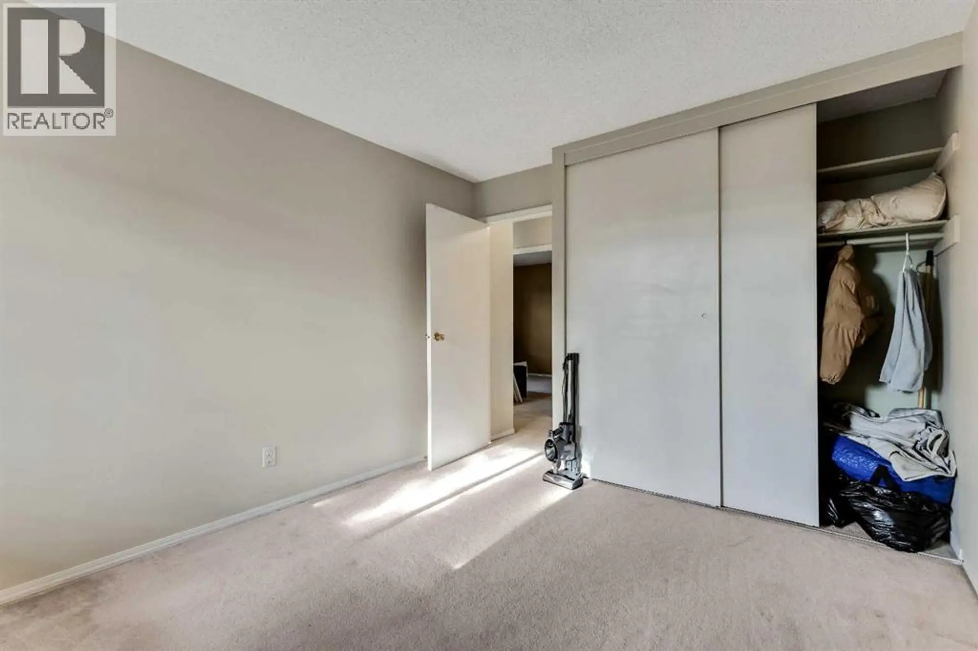 #34B 231 Heritage Drive SE - Image 14