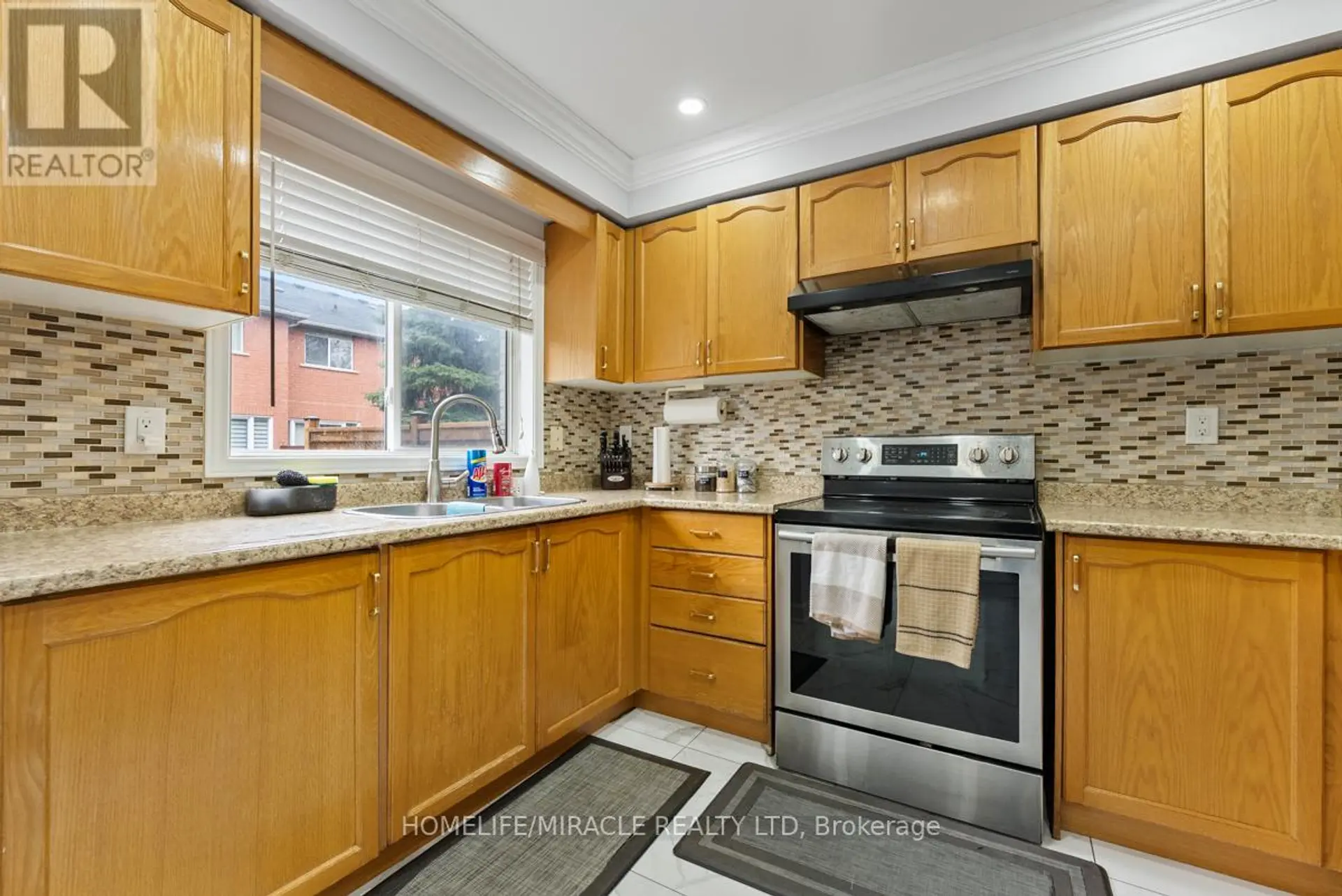 #22 7115 REXWOOD ROAD - Image 7
