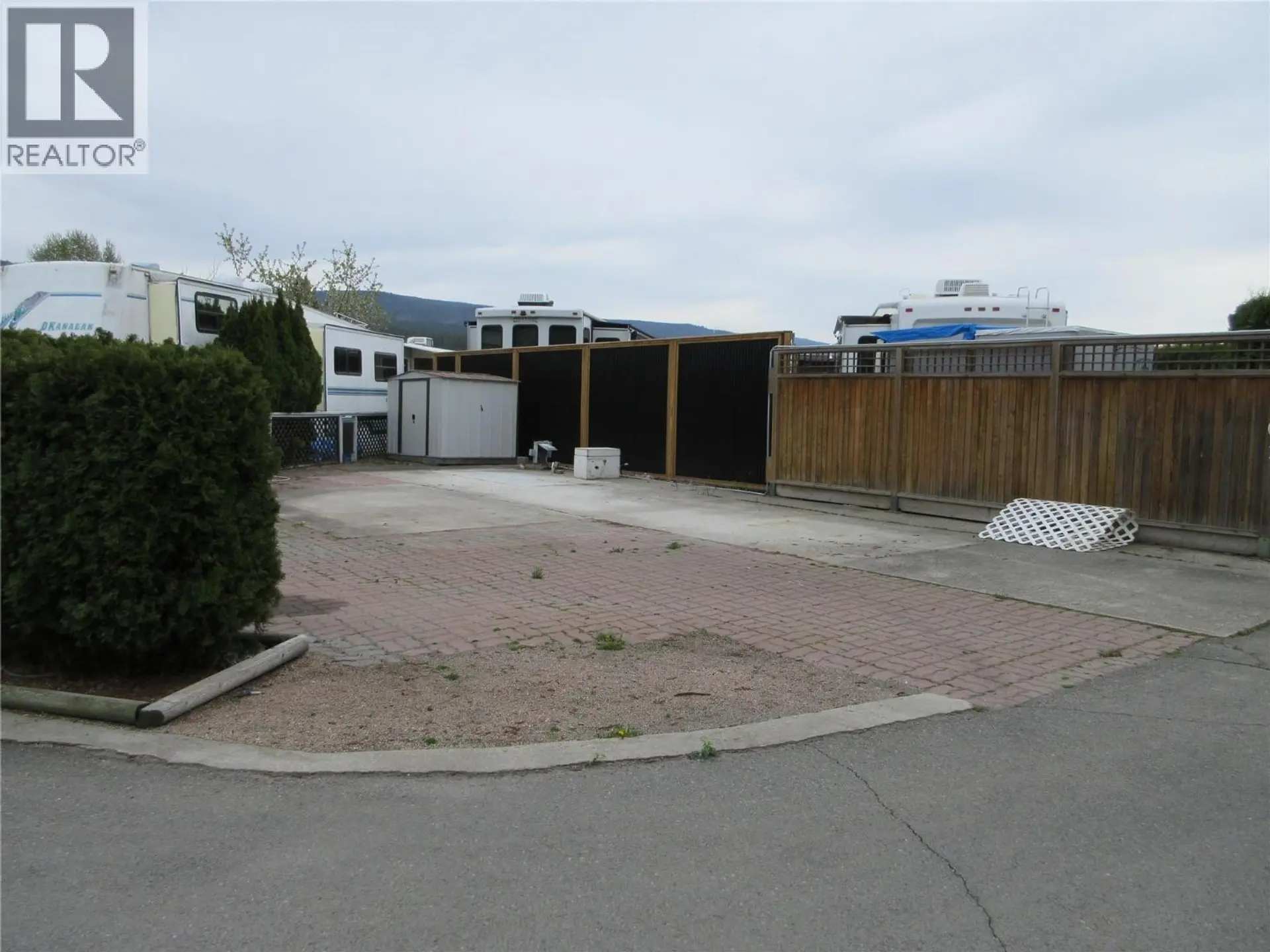 #801 415 Commonwealth Road - Image 2