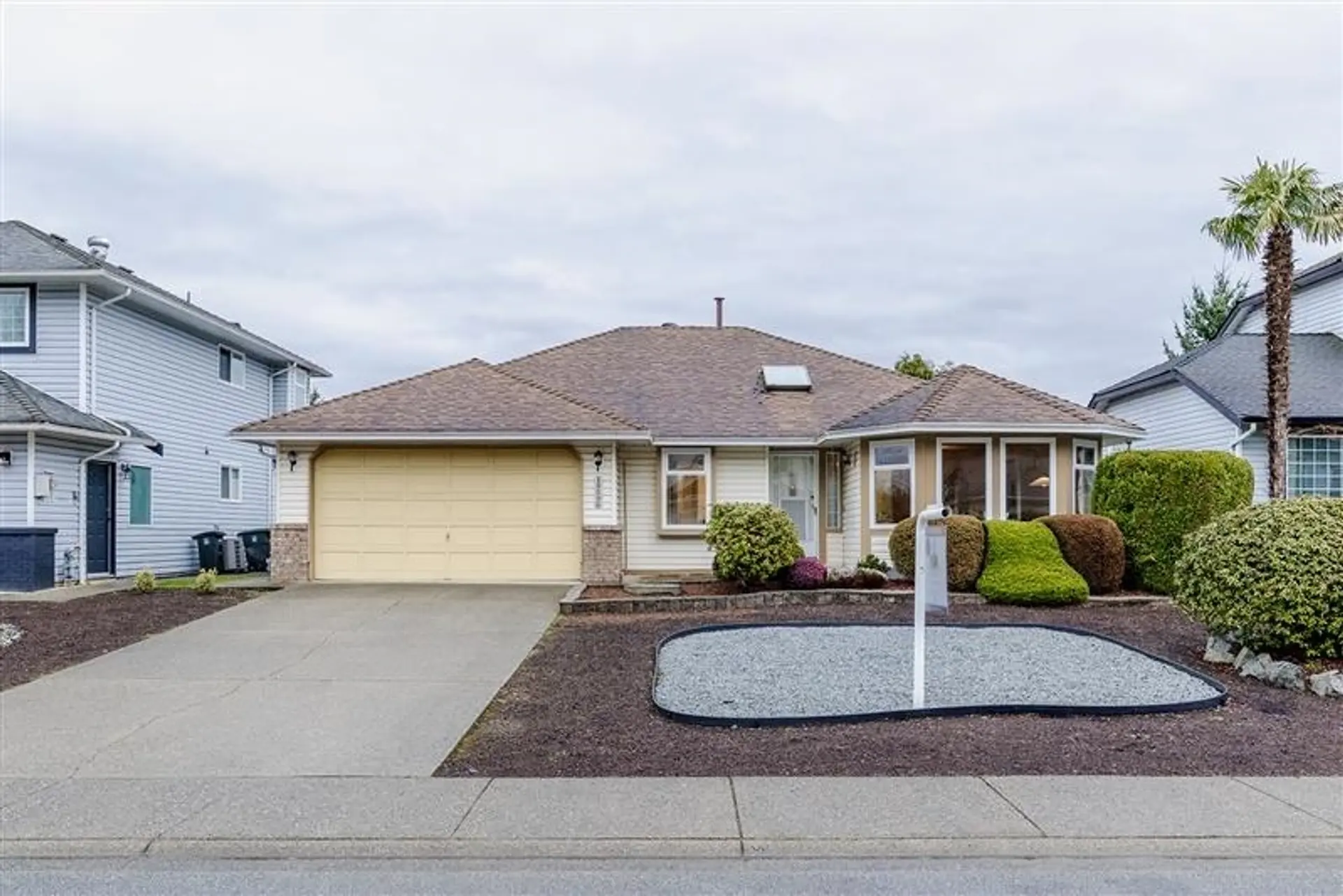 Property at 19596 Somerset Drive, Pitt Meadows, BC