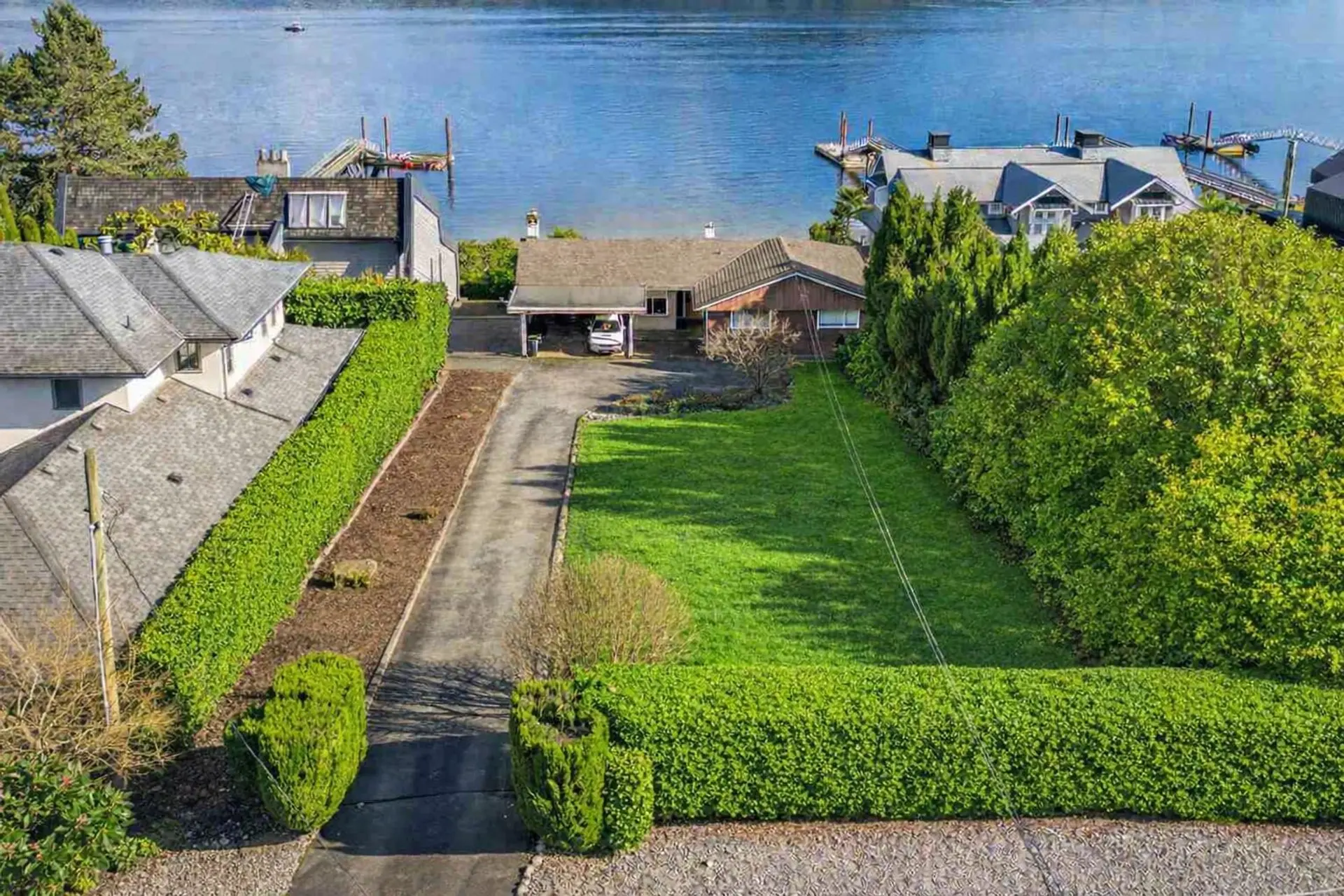 Property at 450 Beachview Drive, North Vancouver, BC