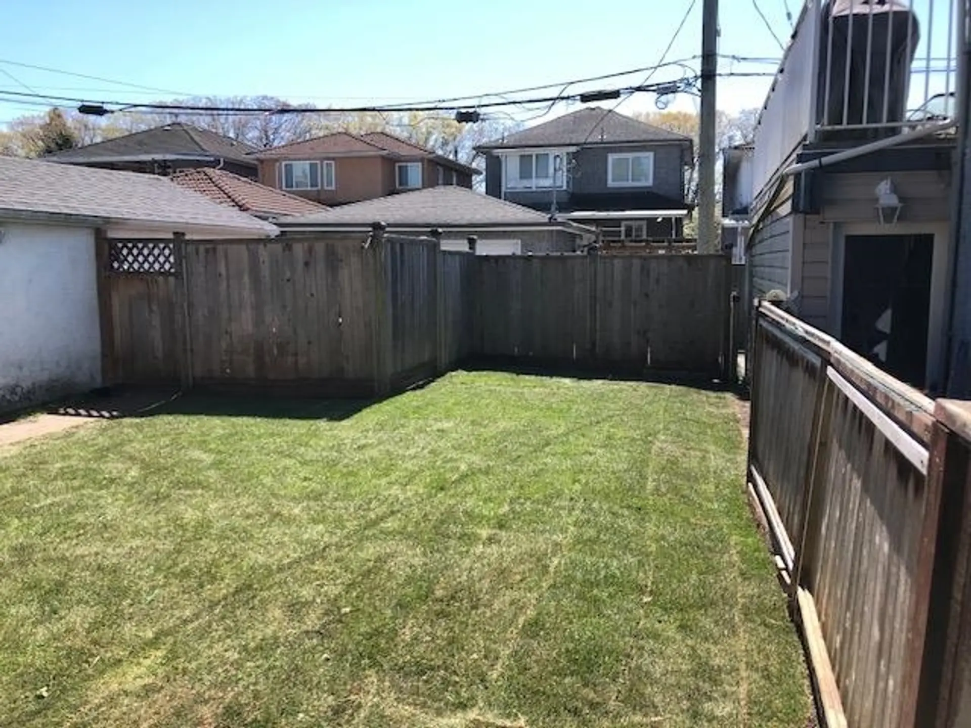 2052 E 41st Avenue - Image 19