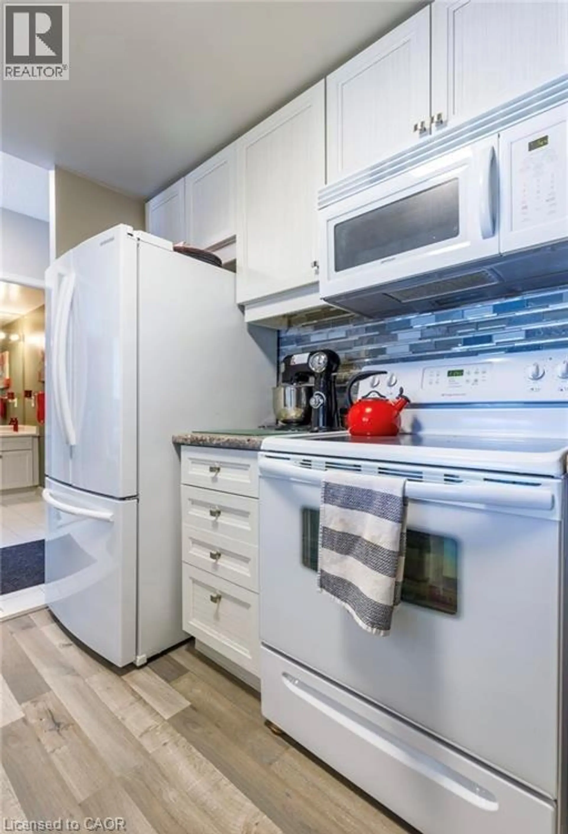 #408 430 PEARL Street - Image 8