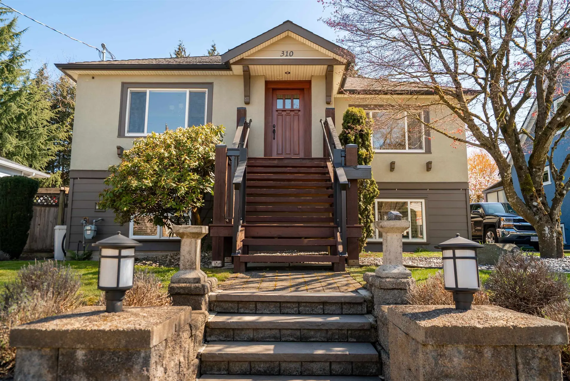 Property at 310 Seventh Avenue, New Westminster, BC