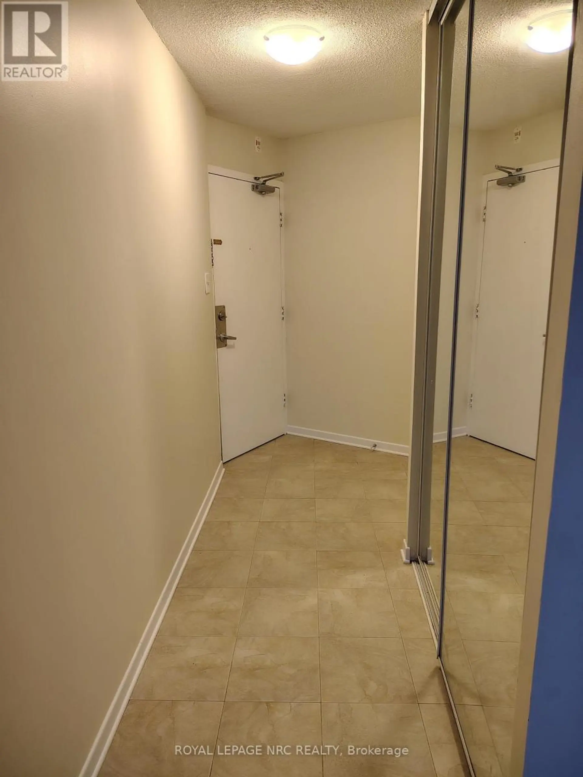 #706 900 DYNES ROAD - Image 9