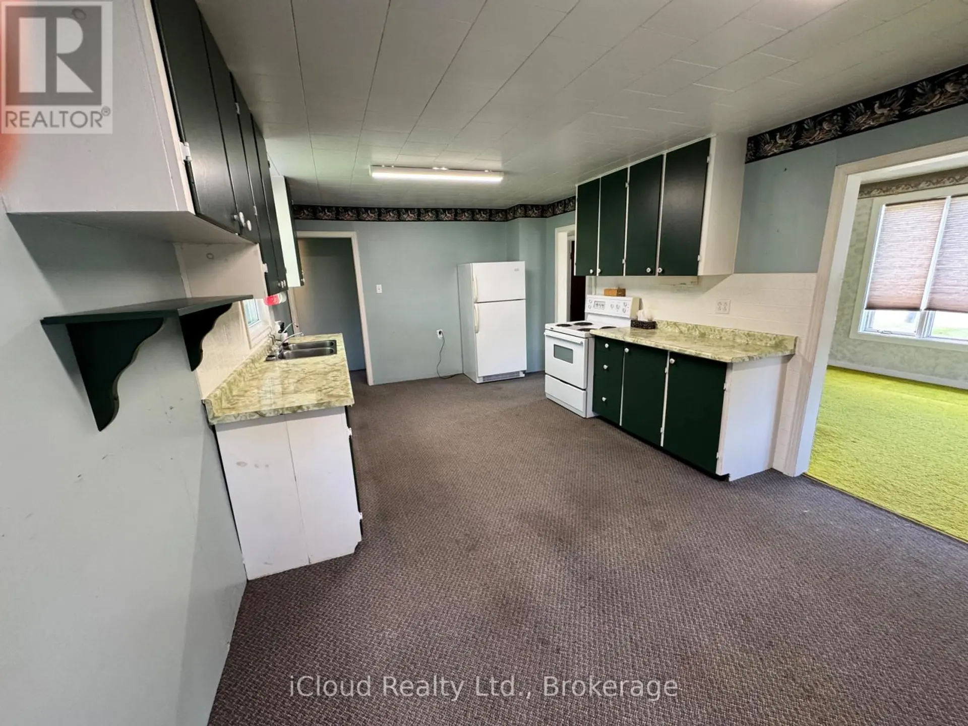 7 KING STREET - Image 8