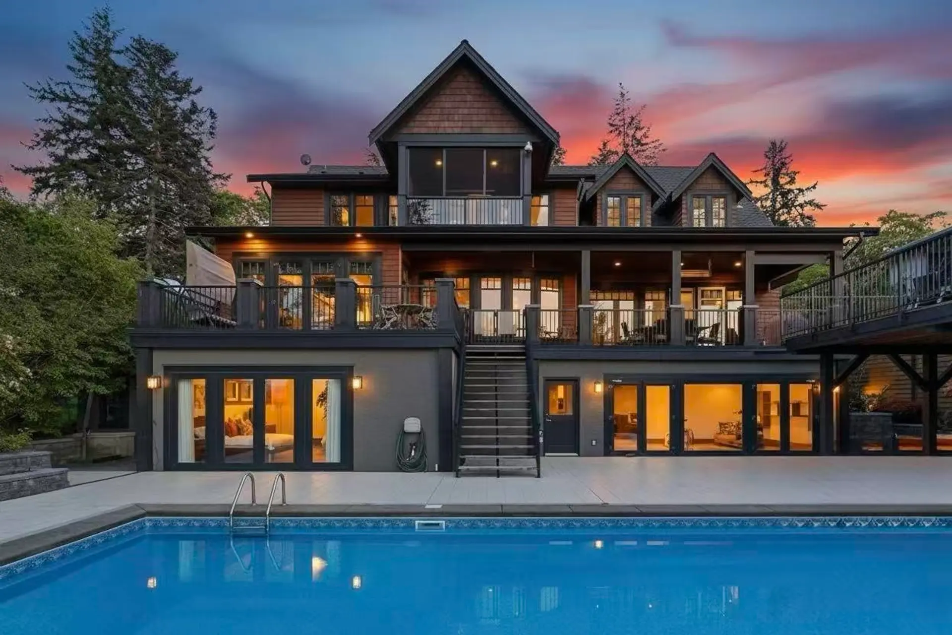 Property at 2737 Crescent Drive, Surrey, BC