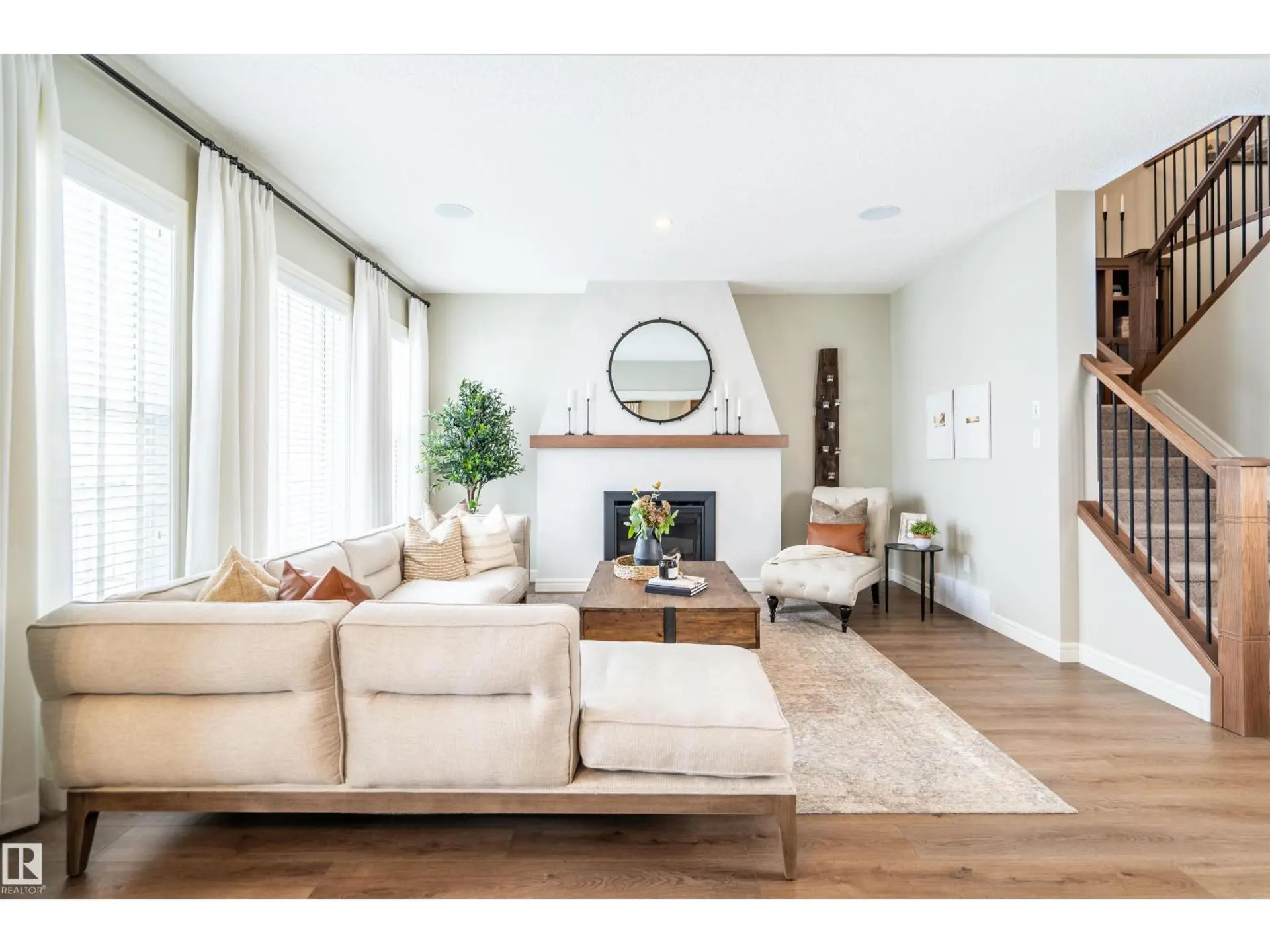 1611 14 ST NW - Image 2