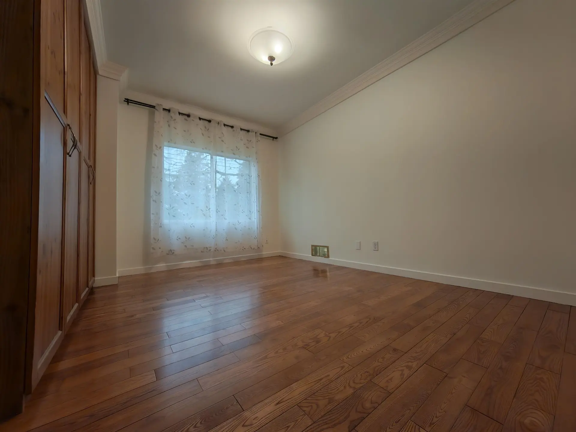 929 Sixth Street - Image 6