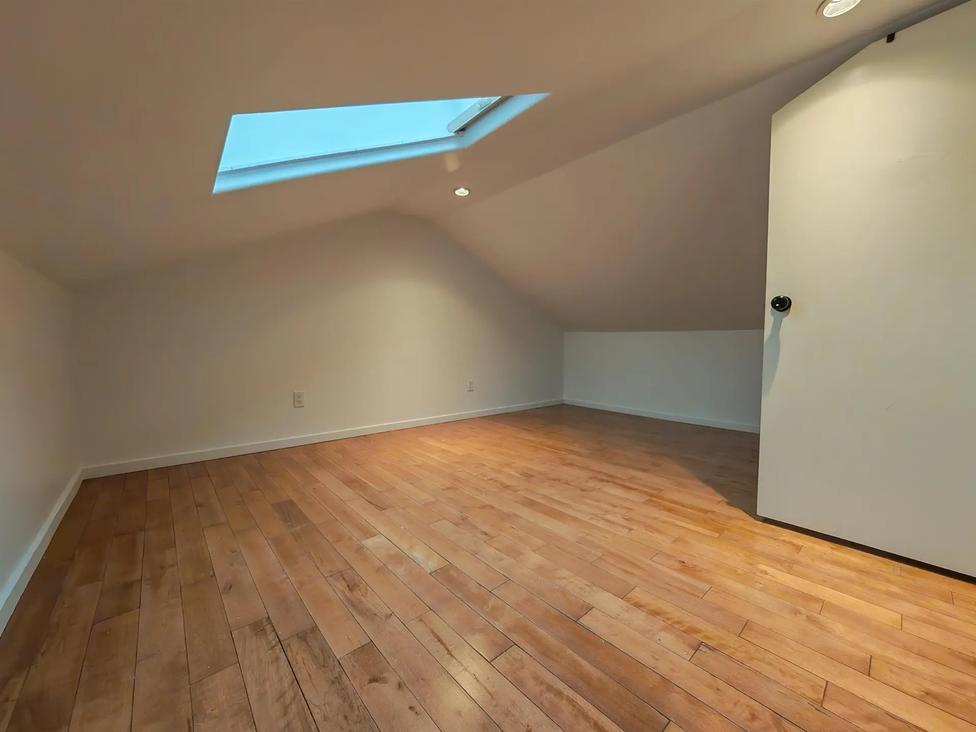 929 Sixth Street - Image 8