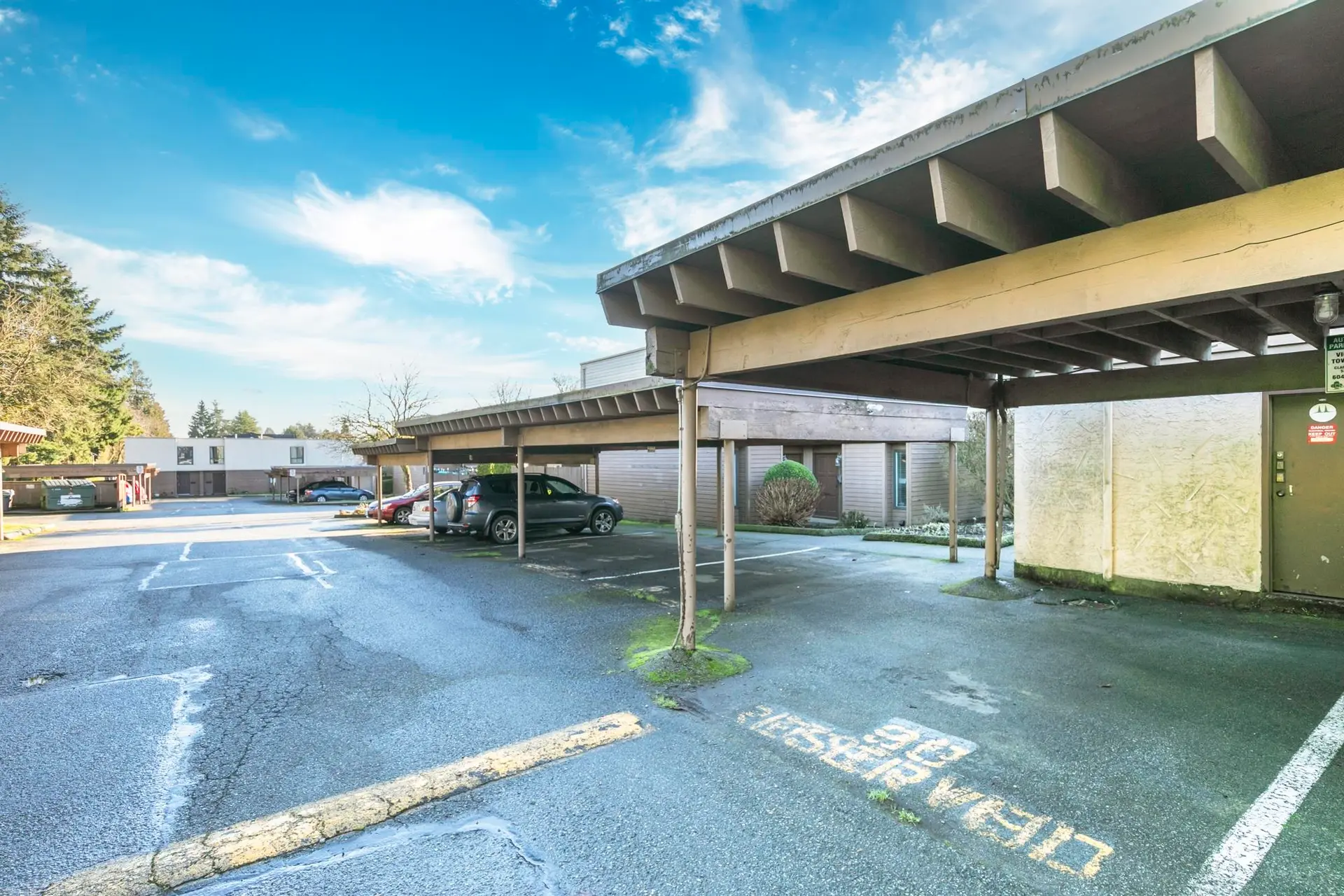 #10 9400 128 Street - Image 17