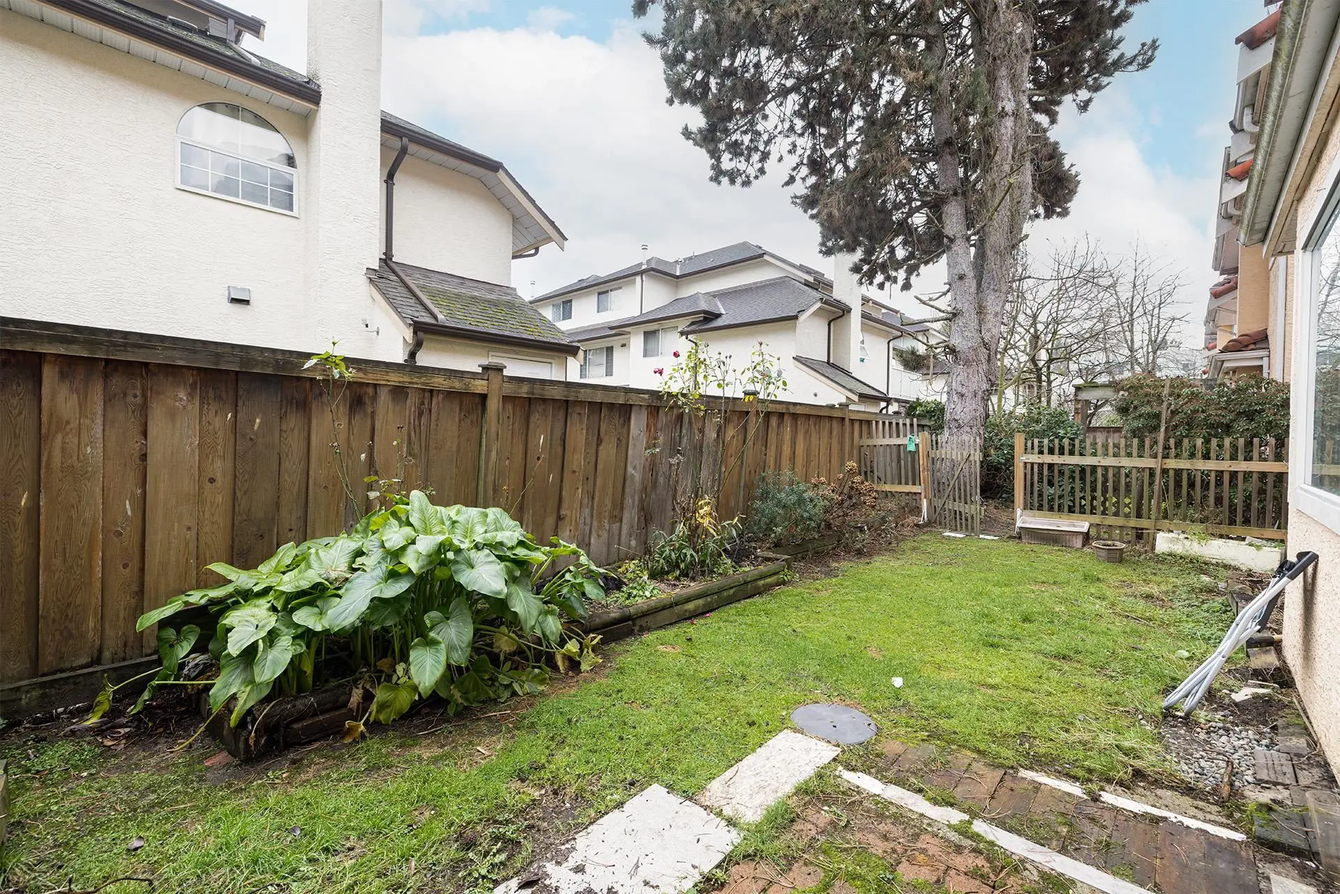 #5 8651 General Currie Road - Image 17