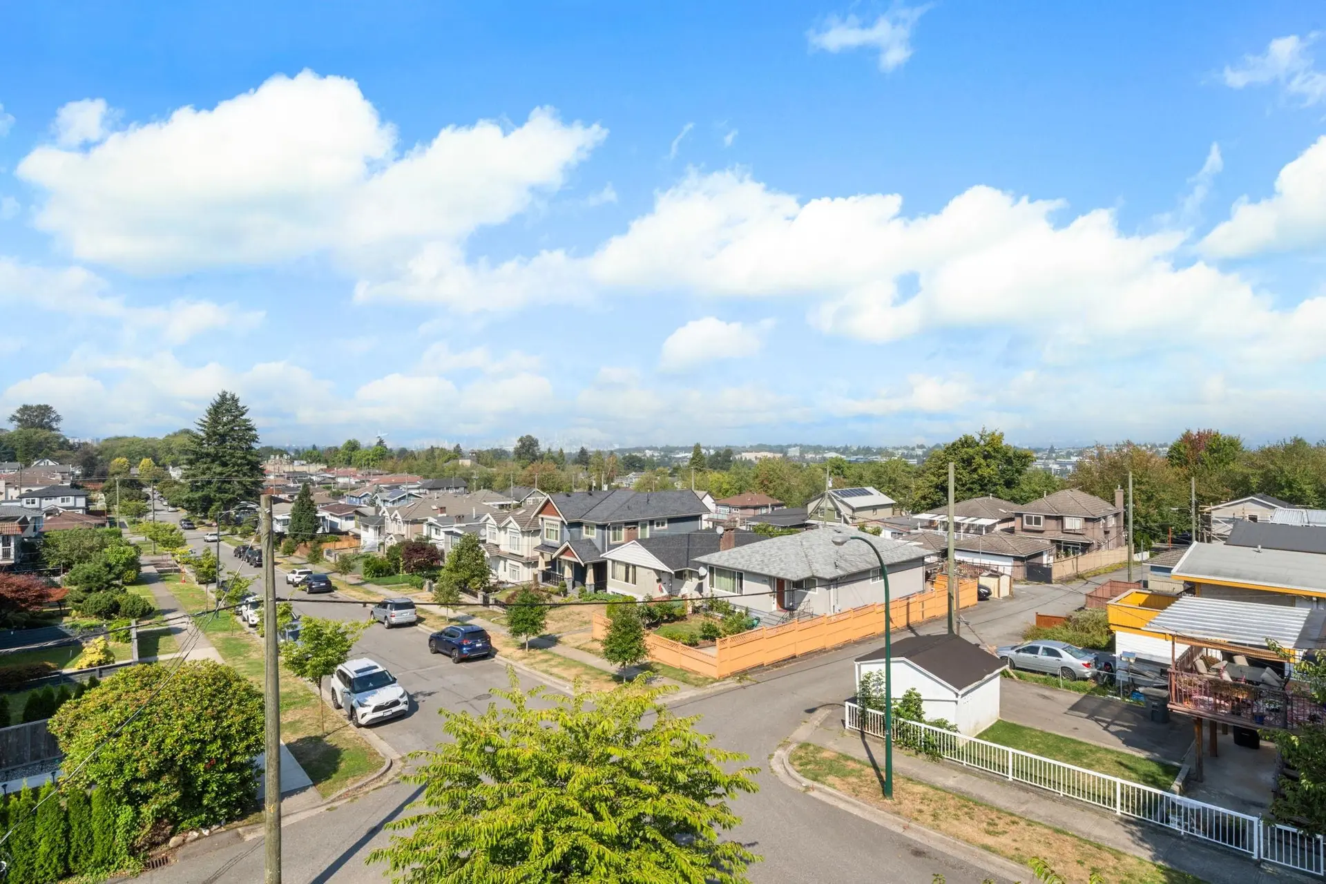 3192 E 23rd Avenue - Image 14