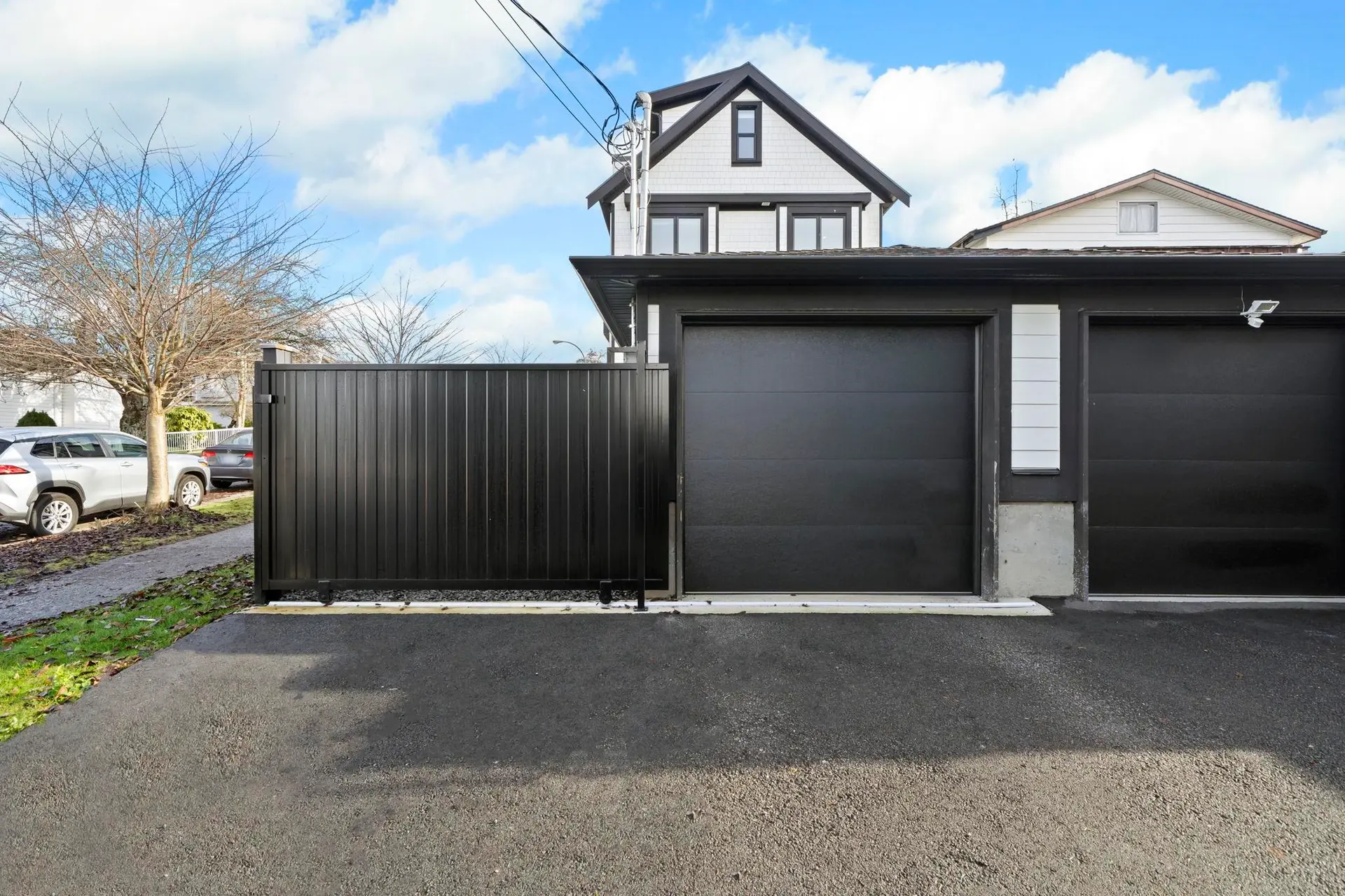 3192 E 23rd Avenue - Image 6