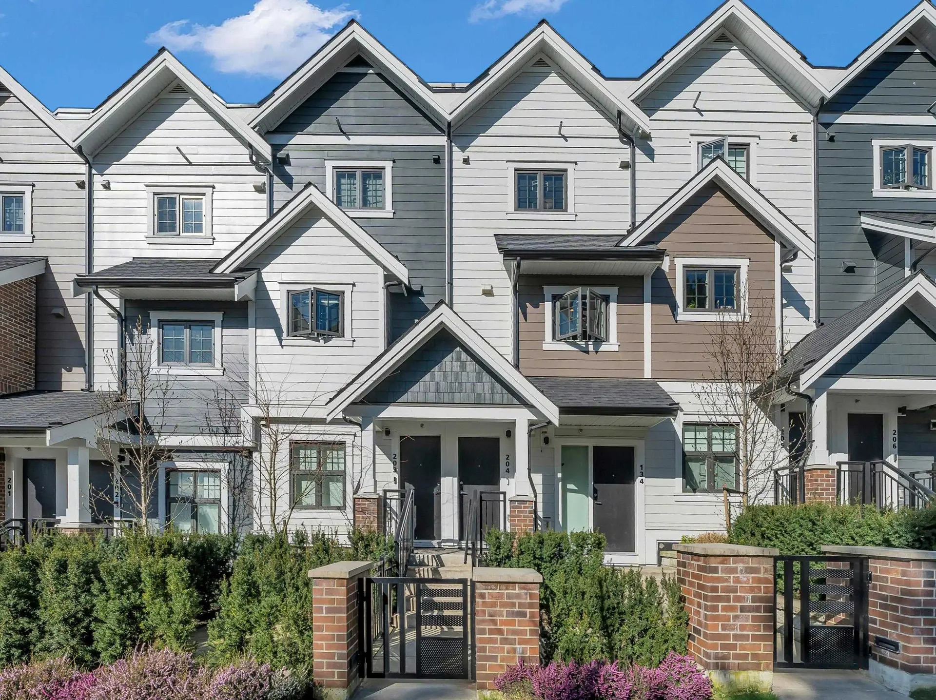 #204 678 Fairview Street - Image 17