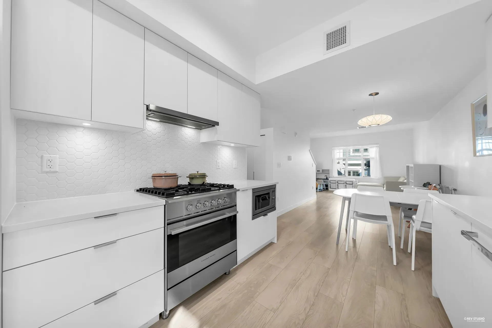 #204 678 Fairview Street - Image 5