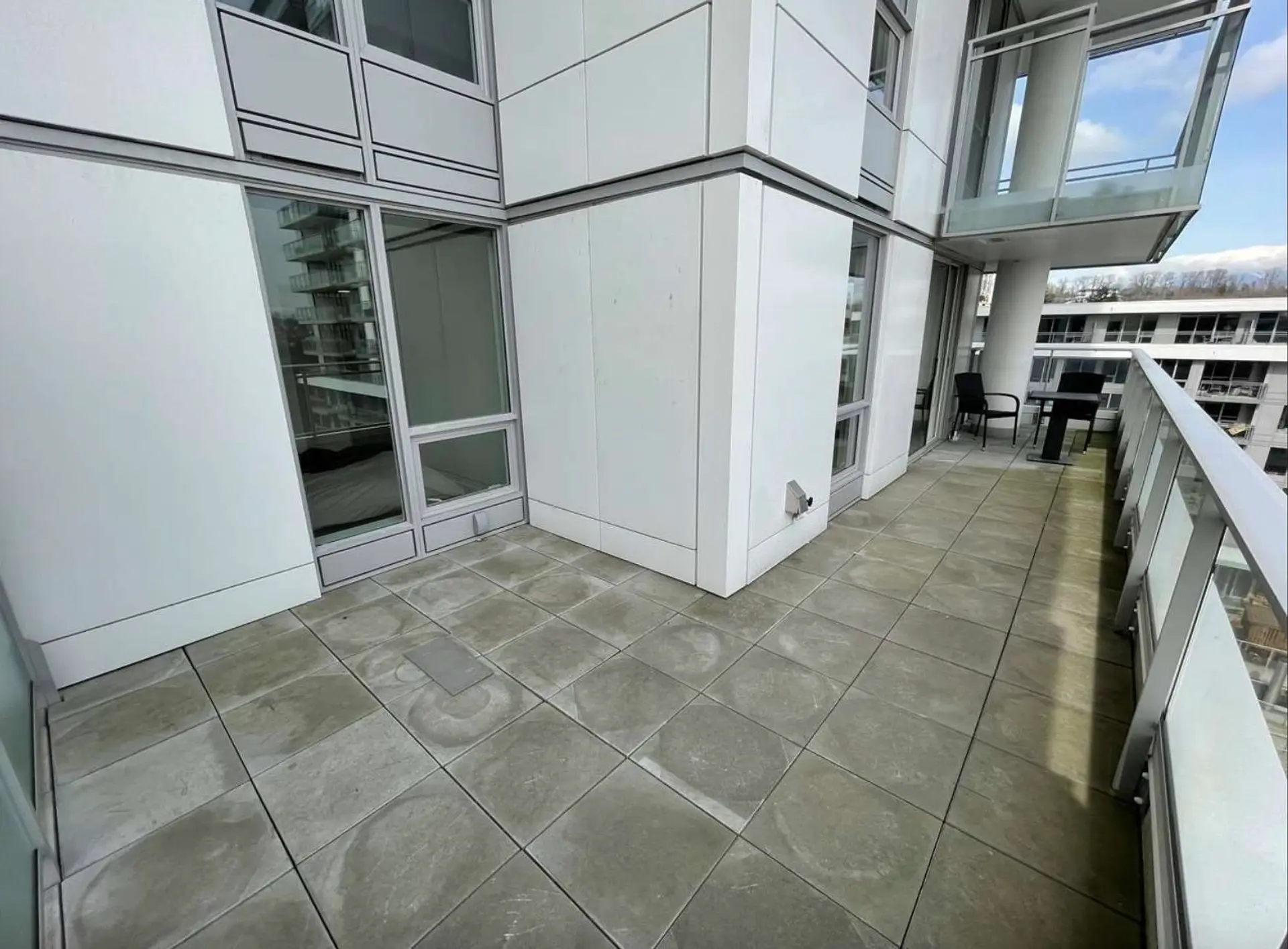 #1009 455 SW Marine Drive - Image 10