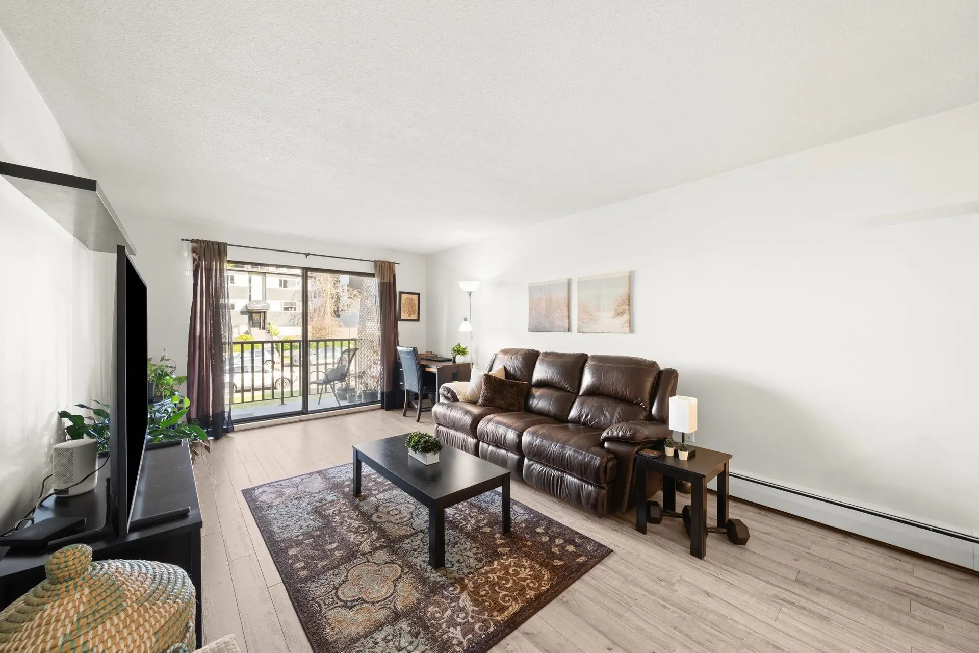 #203 131 W 4th Street - Image 4