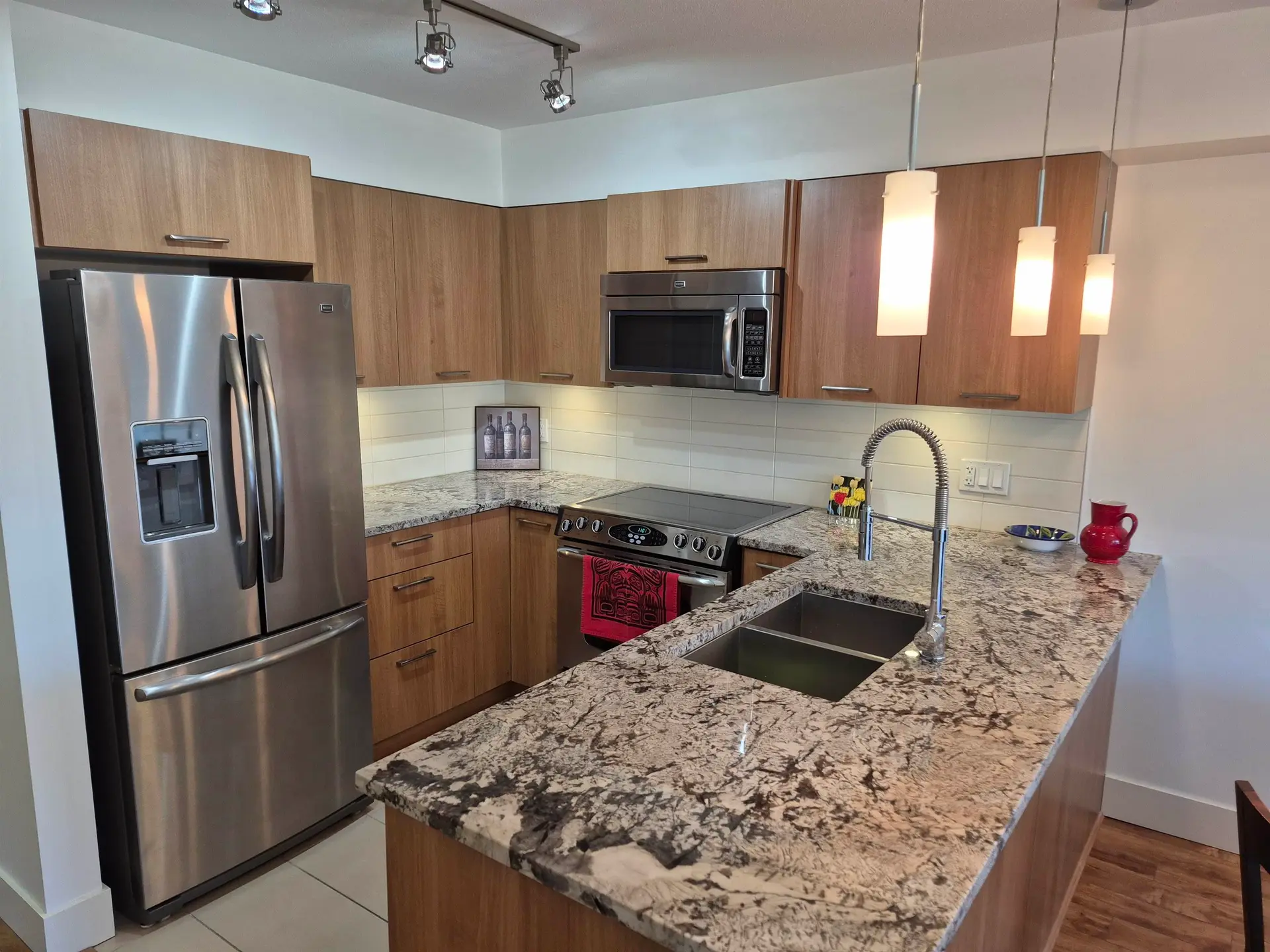 #306 5682 Wharf Avenue - Image 3