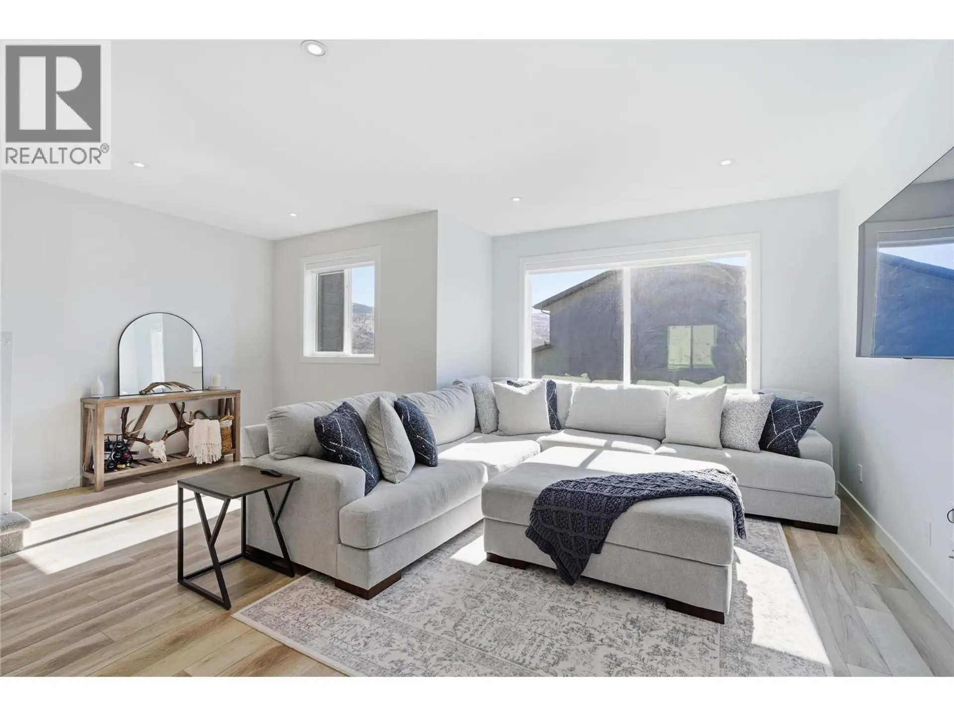 Property at 122 RIVER GATE Drive, Kamloops, BC
