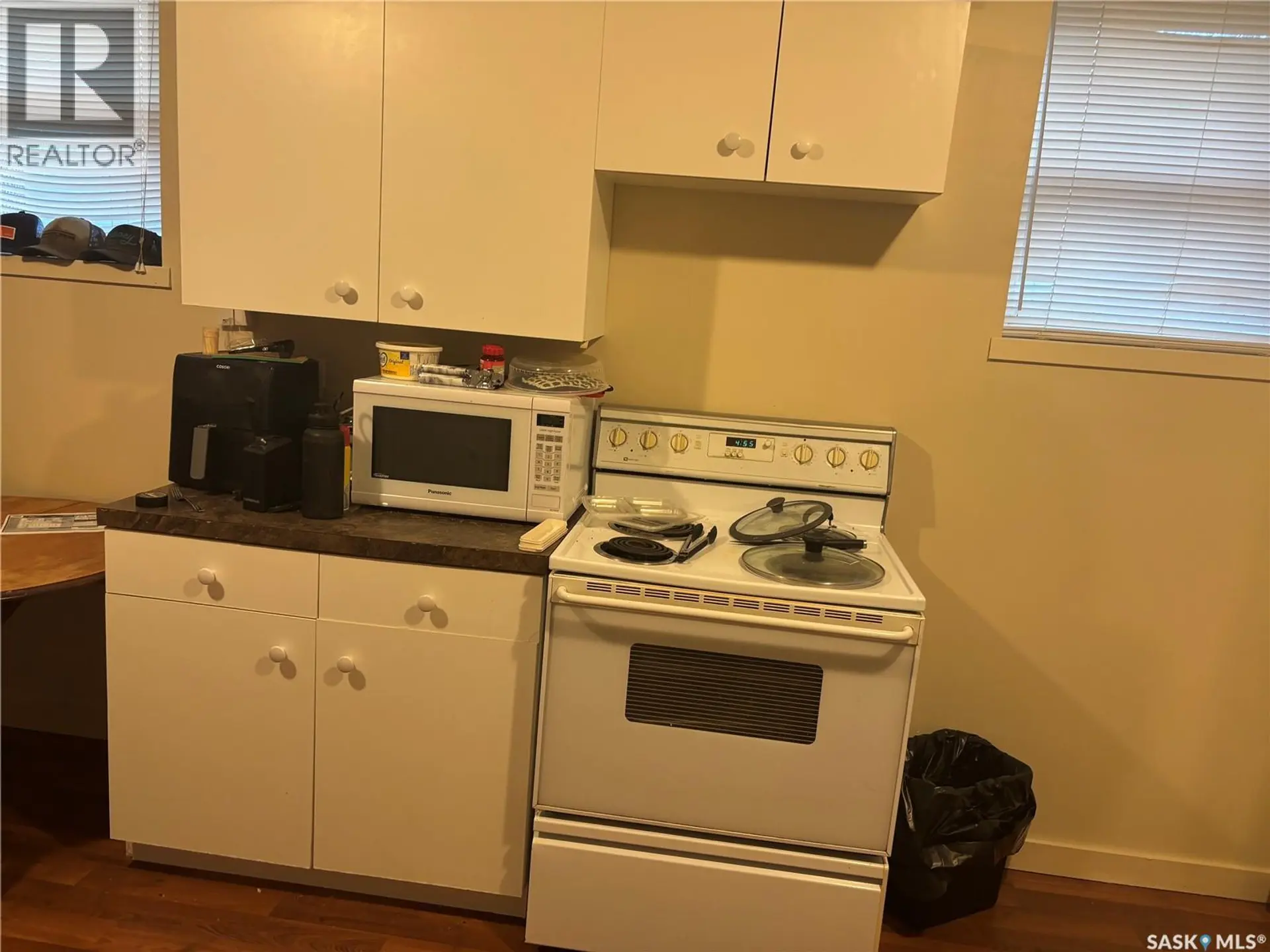 476 4th AVENUE NW - Image 16