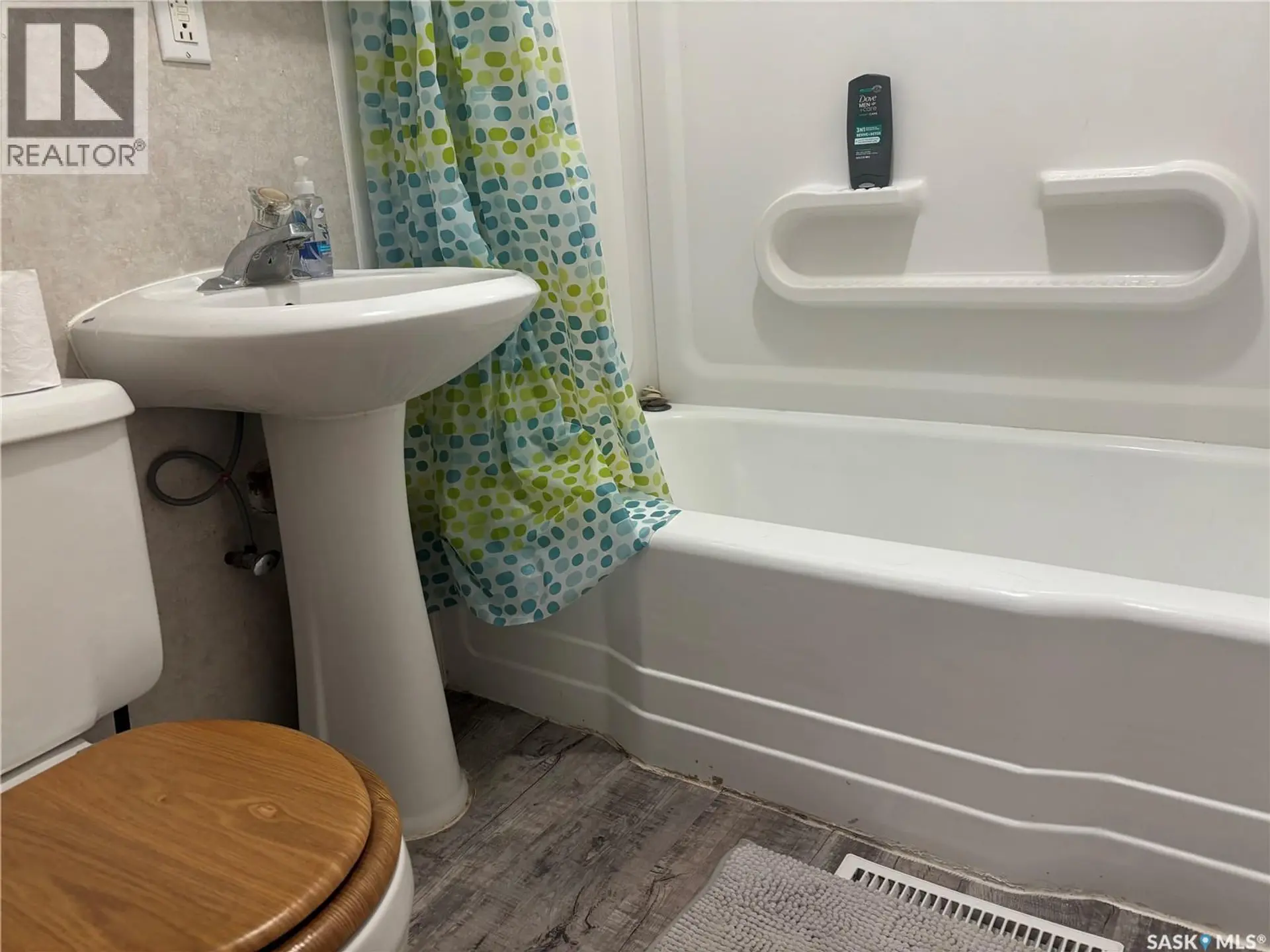 476 4th AVENUE NW - Image 6
