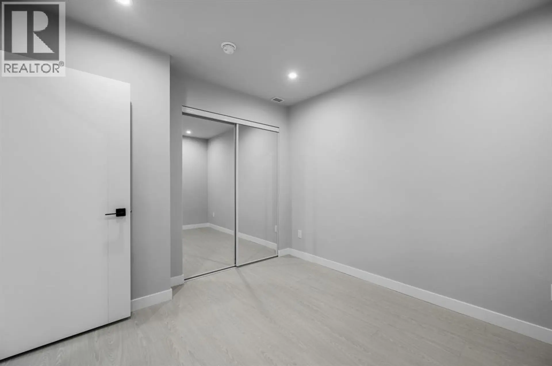 #307 8375 Broadcast Avenue SW - Image 15