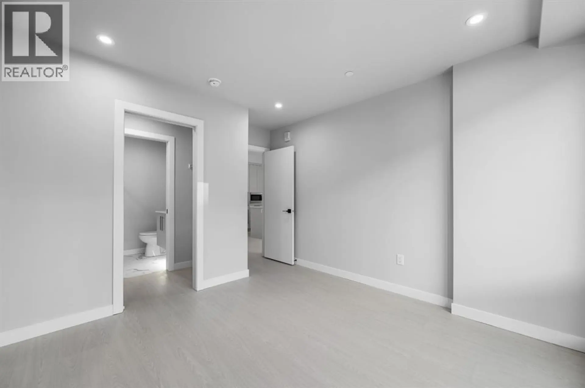 #307 8375 Broadcast Avenue SW - Image 10