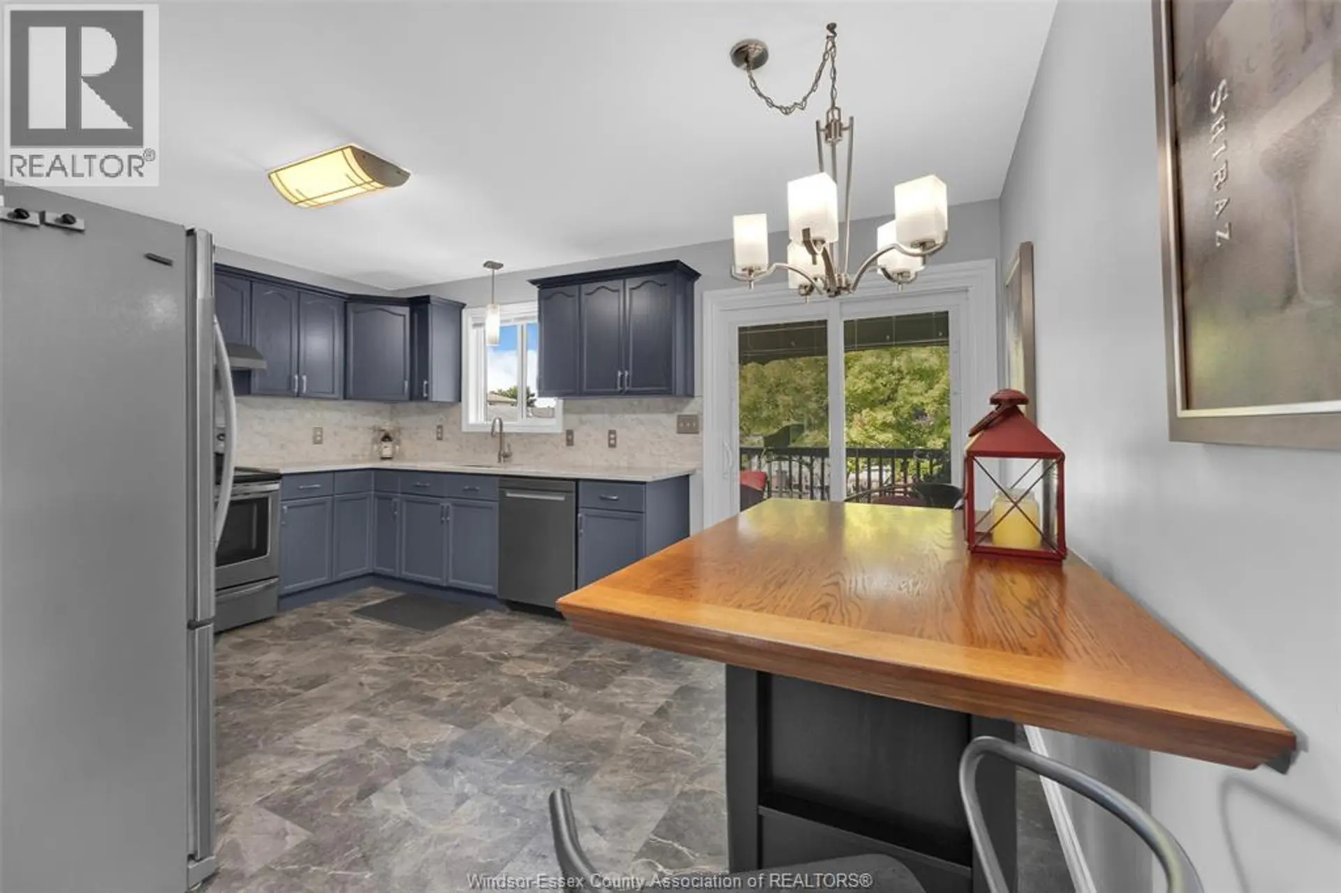 482 THORN RIDGE - Image 5