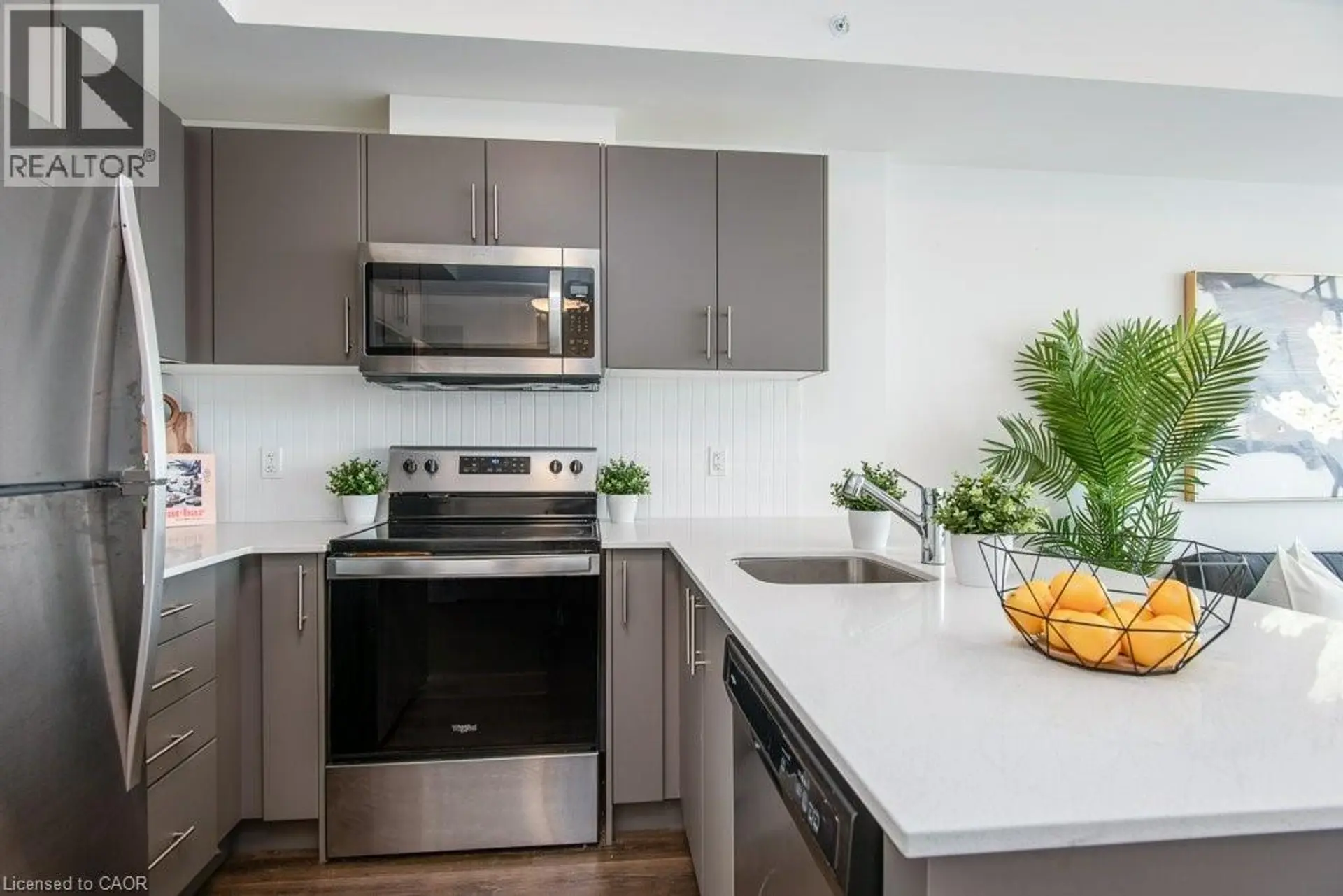 #609 103 ROGER Street - Image 8