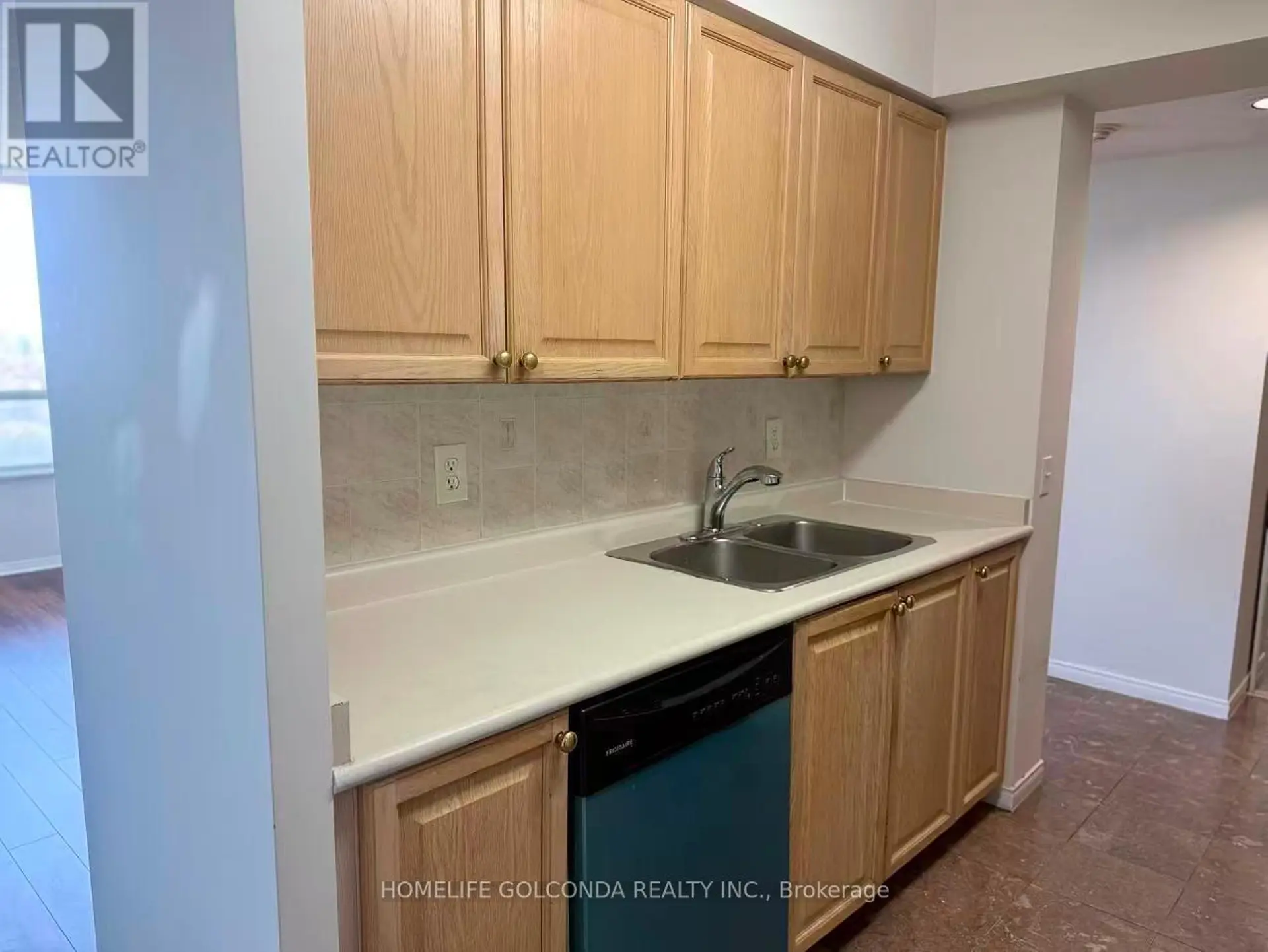 #1908 238 DORIS AVENUE - Image 5