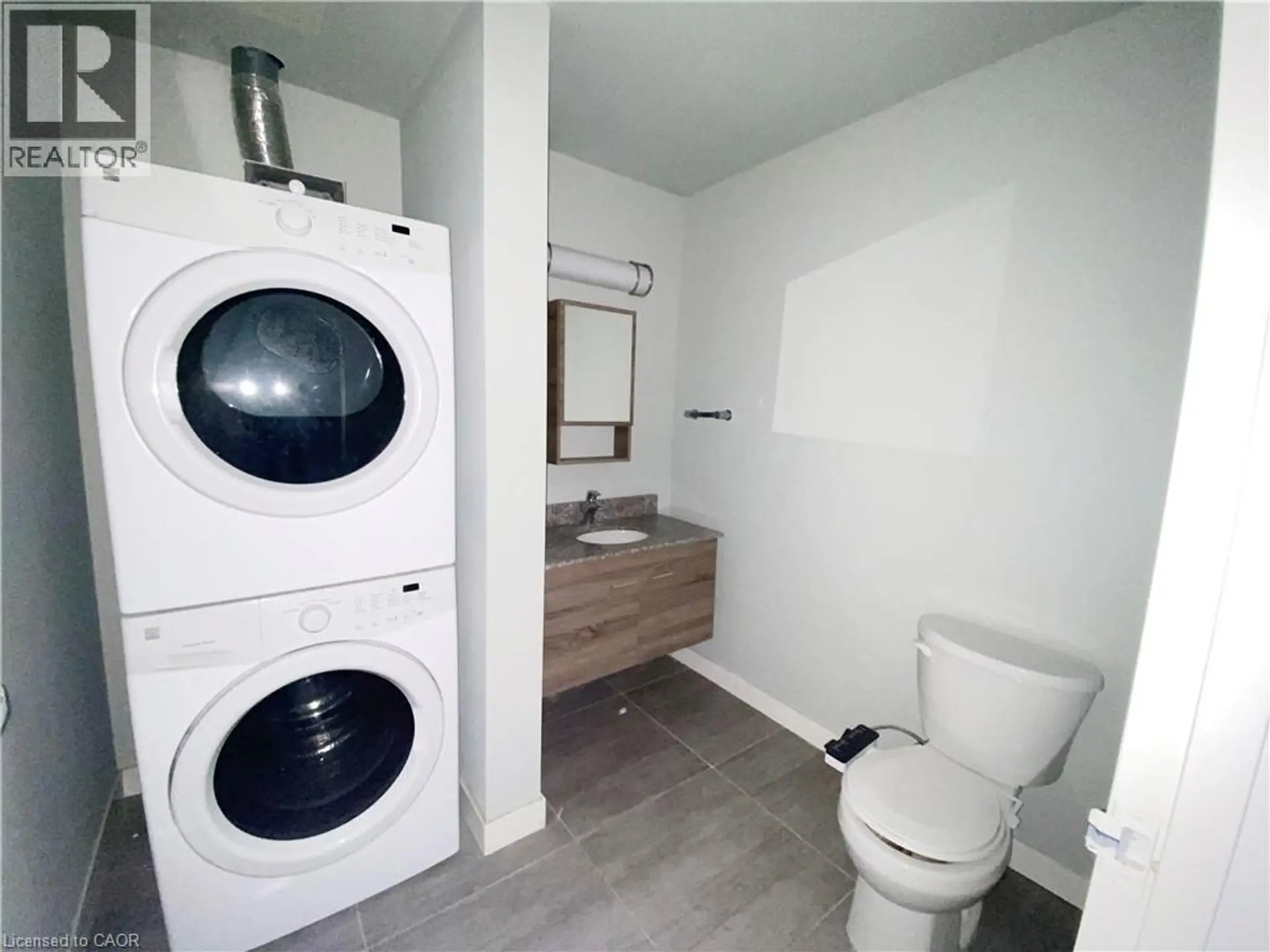 #1501 318 SPRUCE Street - Image 4