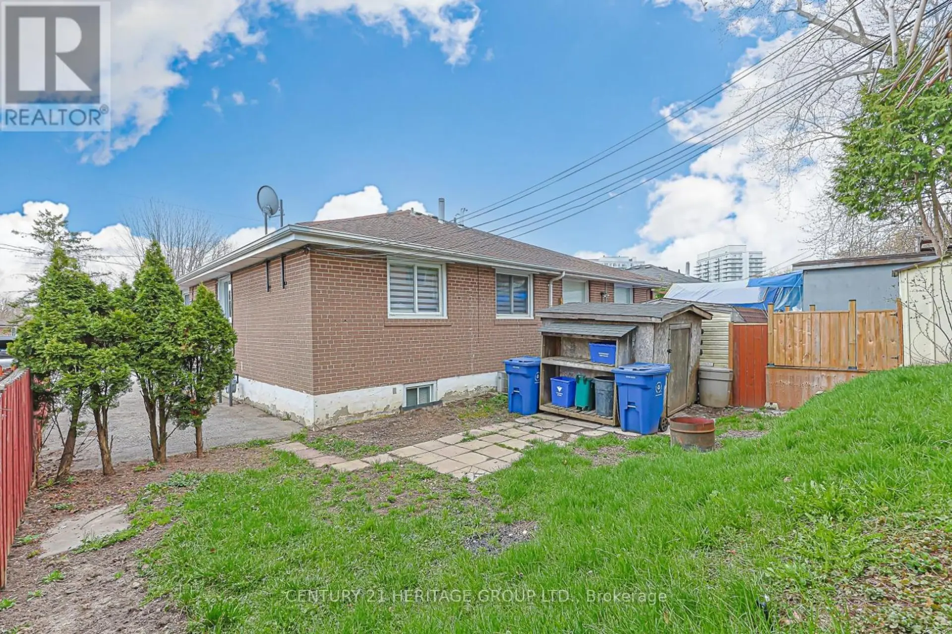 42 LINDSAY AVENUE - Image 18