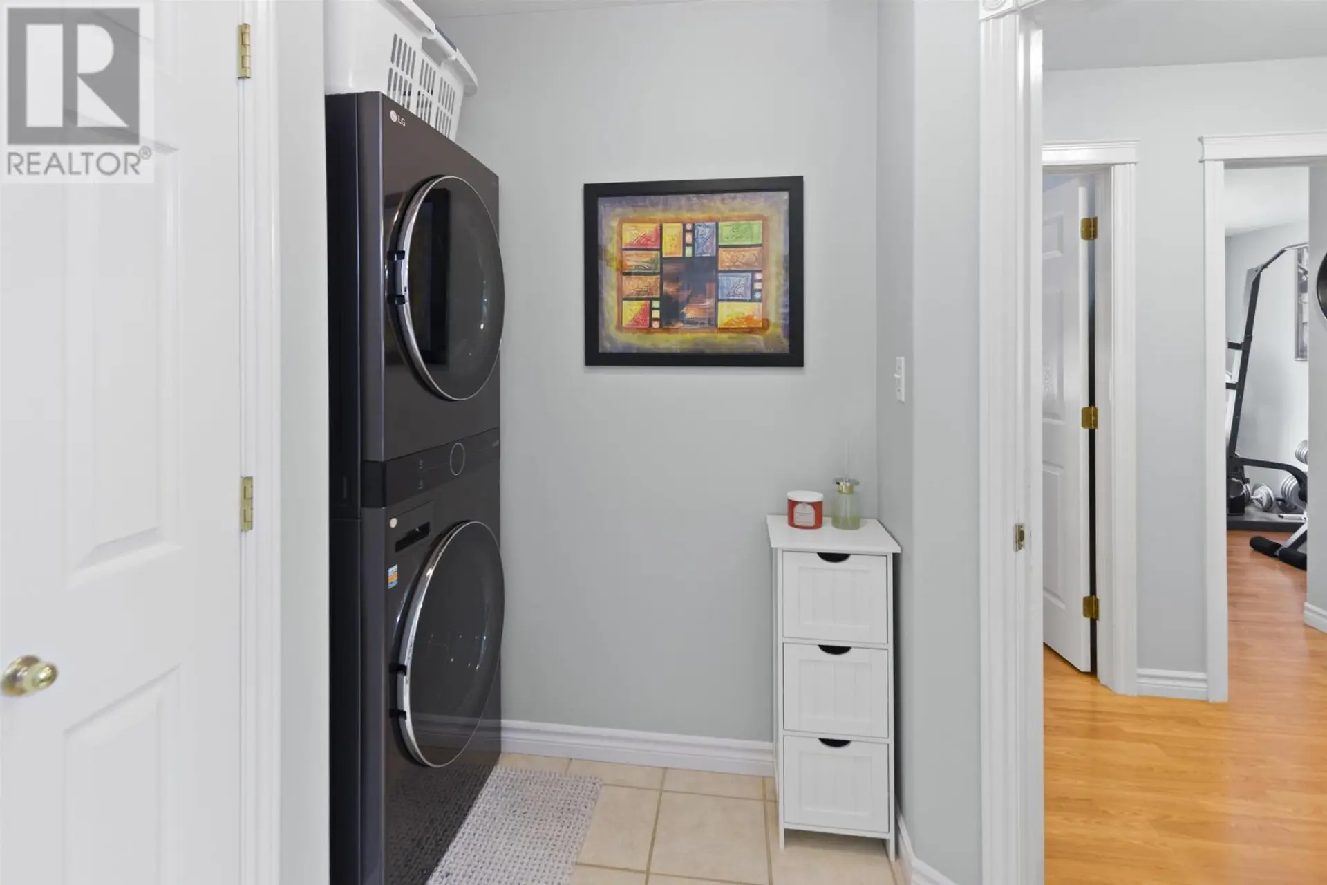 #8 17 Heatherway Drive - Image 10